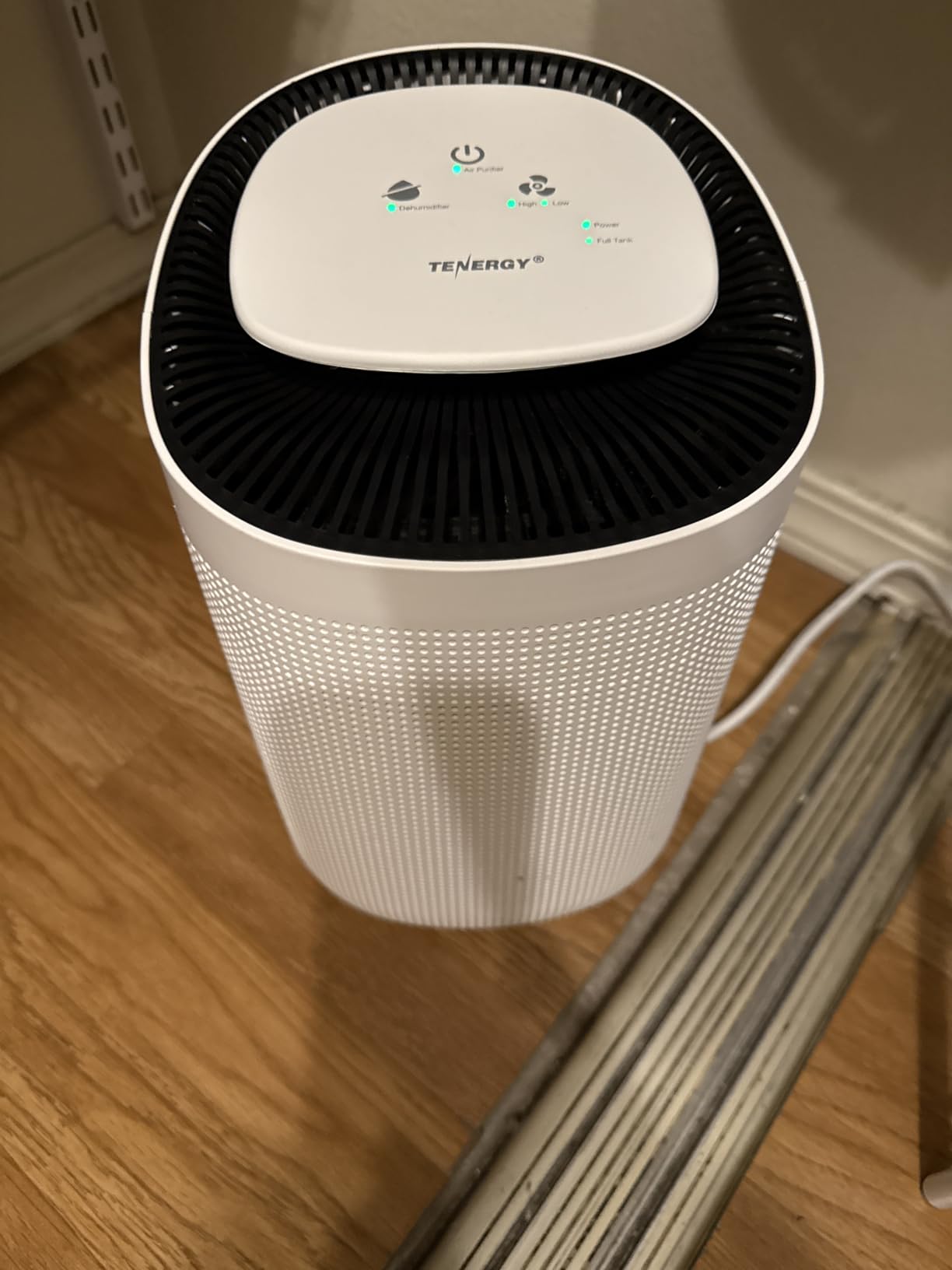 Tenergy Sorbi 1000ml Air Dehumidifier w/Purifying Function, True HEPA Filter, Auto Shutoff, Touch Control Adjustable Air Speed, Ultra-Quiet, Ideal for Closets & Bathrooms customer photo 2