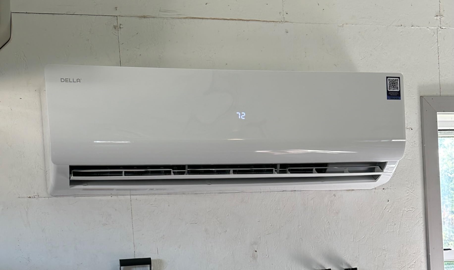 DELLA Vario Series 12000 BTU Mini Split Air Conditioner Work with Alexa with 1 Ton Pre-Charged Heat Pump Ductless Inverter System, 23 SEER2, Cools Up to 550 Sq. Ft,16.4ft Installation Kit Included customer photo 1