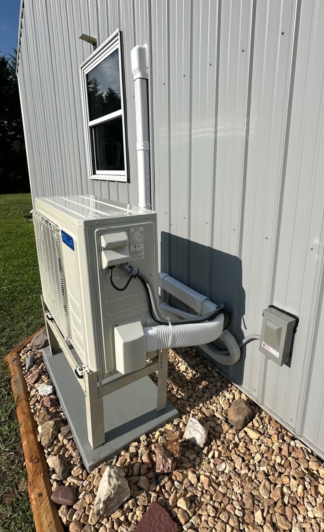 DELLA Vario Series 12000 BTU Mini Split Air Conditioner Work with Alexa with 1 Ton Pre-Charged Heat Pump Ductless Inverter System, 23 SEER2, Cools Up to 550 Sq. Ft,16.4ft Installation Kit Included customer photo 2