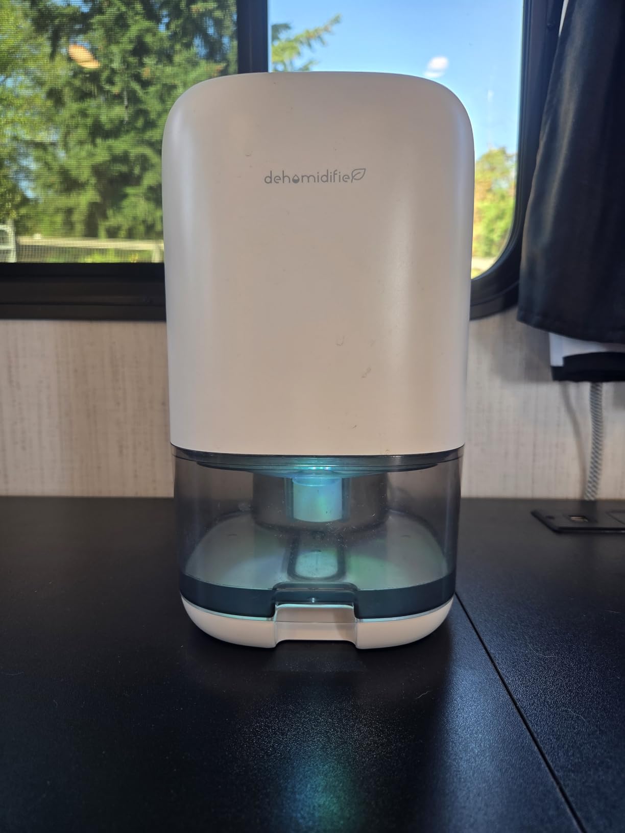 TABYIK 35 OZ Dehumidifier for Bedroom RV, Quiet with Auto Shut Off, White customer photo 2