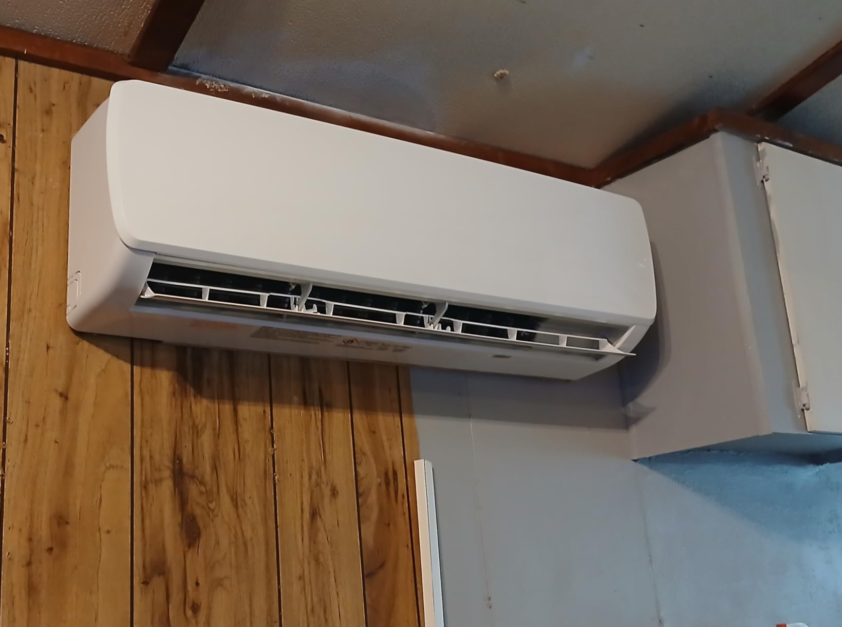 Mountman 12000 BTU Mini Split AC/Heating System,19 SEER2 110/120V Energy Efficient Ductless Inverter System,Cools Up to 750 Sq.Ft with Pre-Charged Condenser,Heat Pump & Installation Kits customer photo 1