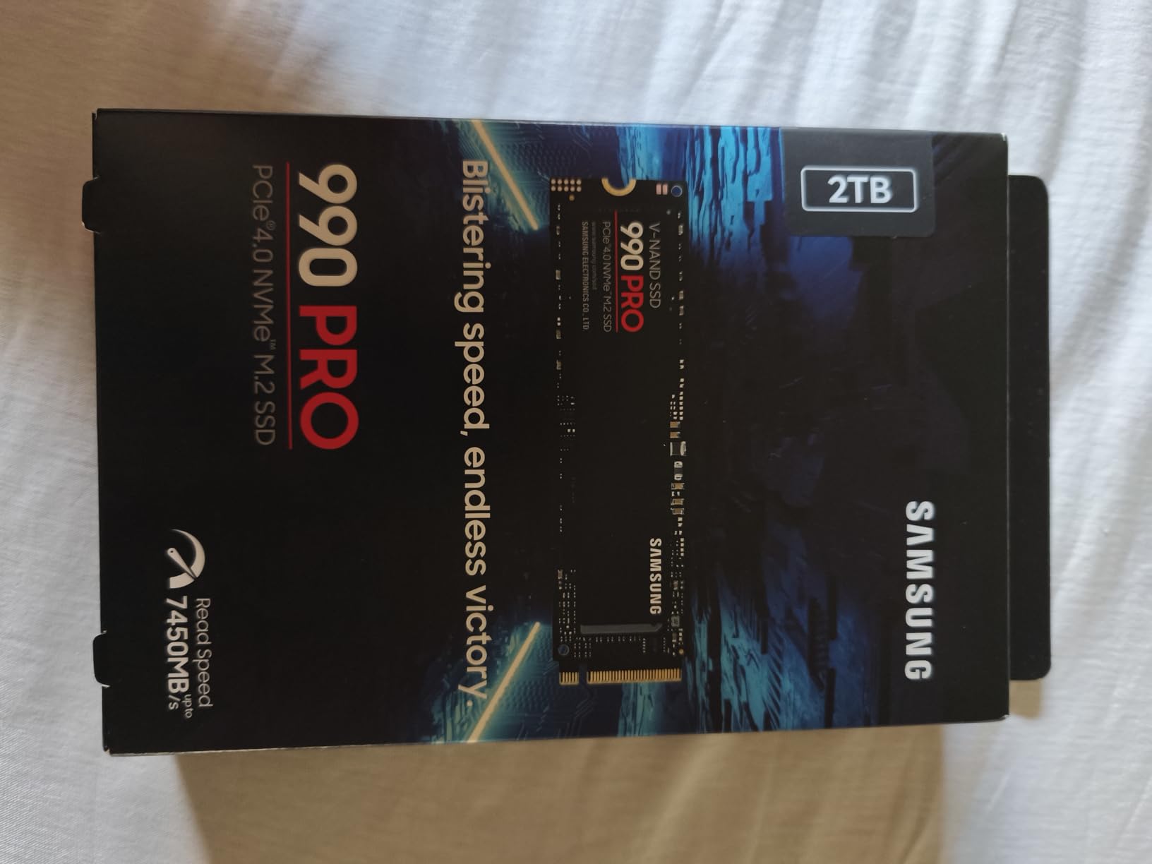 Samsung SSD 990 PRO 2TB, PCIe 4.0 M.2 2280, Up to 7,450 MB/s customer photo 1