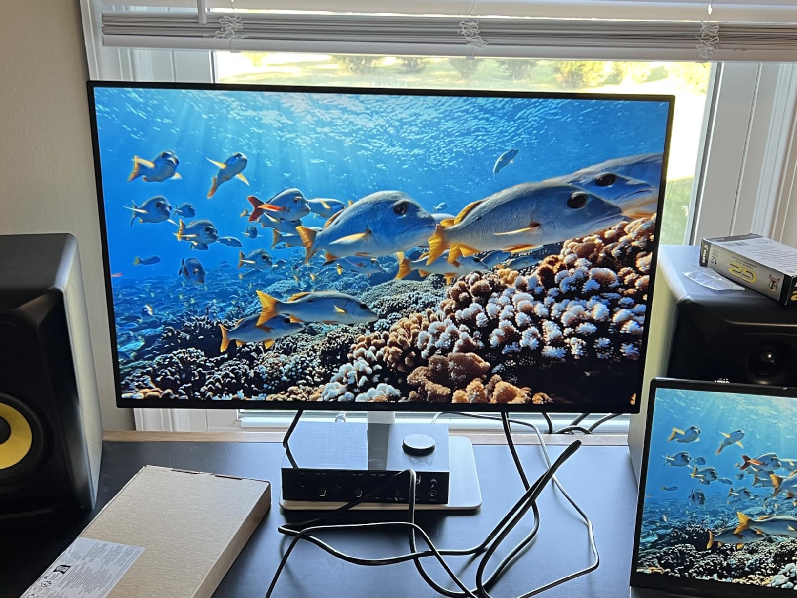 Dell 27 Monitor S2725QS, 4K UHD IPS, 120Hz, 5ms, FreeSync Premium customer photo 1