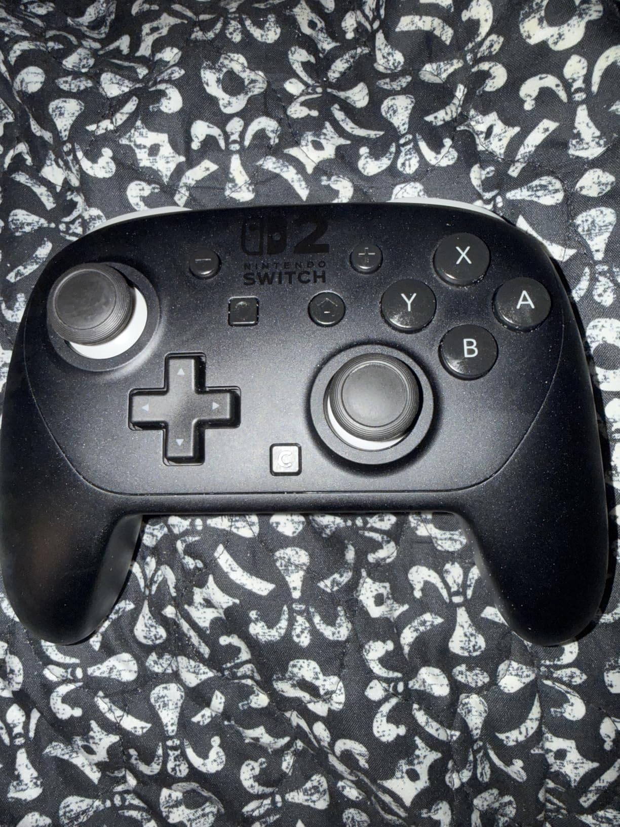 Nintendo Switch™ 2 Pro Controller customer photo 2