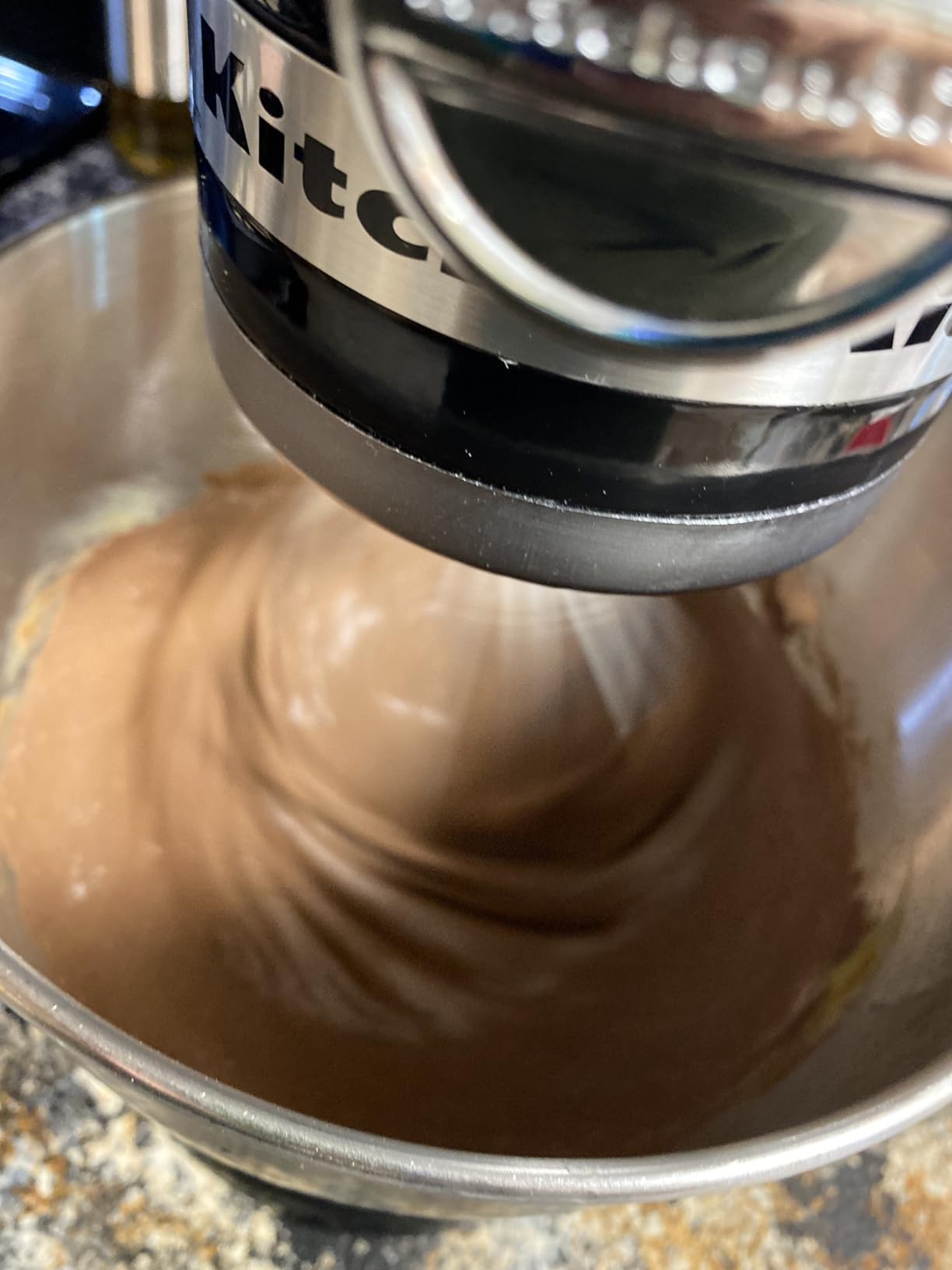 KitchenAid Classic Series 4.5 Quart Tilt-Head Stand Mixer K45SS, White customer photo 2