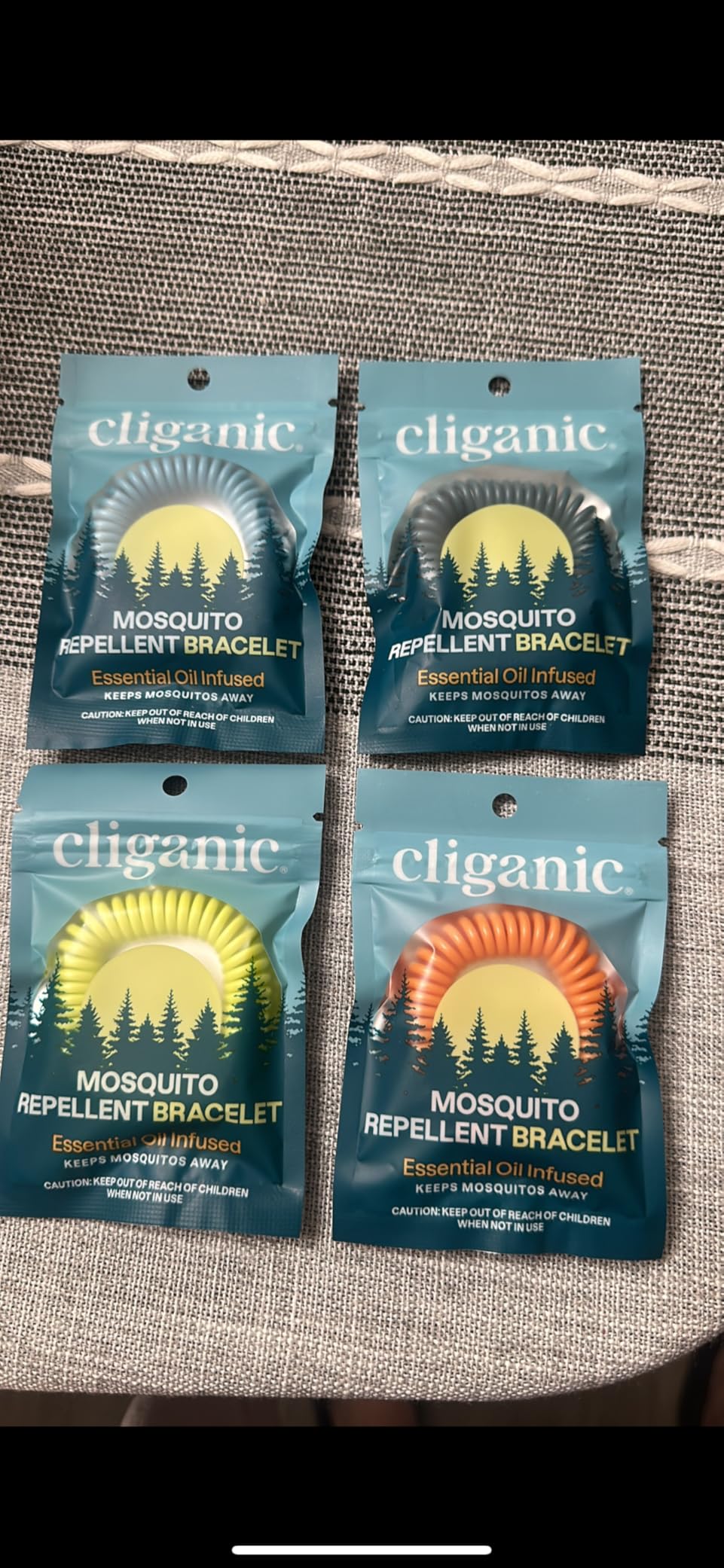 Cliganic Mosquito Repellent Bracelets for Kids & Adults, Natural, 10 Pack customer photo 1