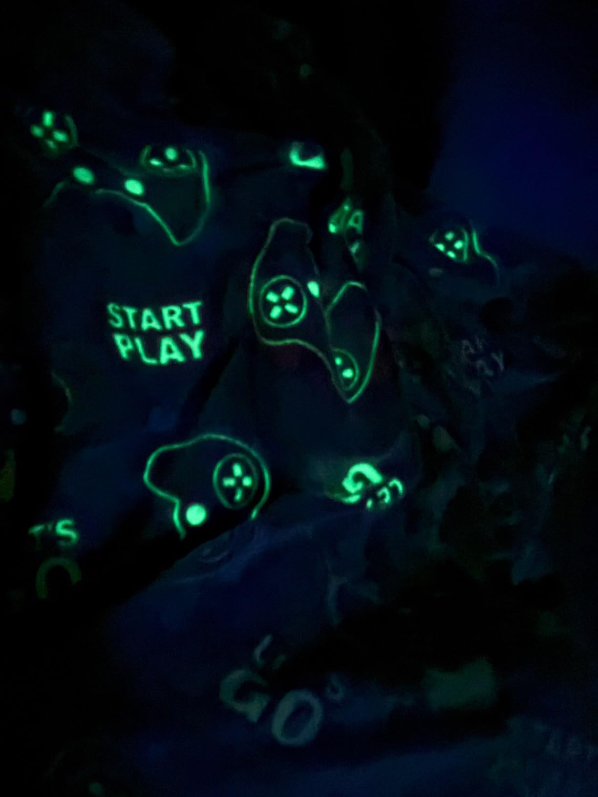 Glow in The Dark Gaming Blanket Gamer Game Controller Throw Gift Toys for Kids Boys Teen Son Adults Gamepad Presents Easter Birthday Christmas Bedroom Decor Luminous Blanket Grey 50