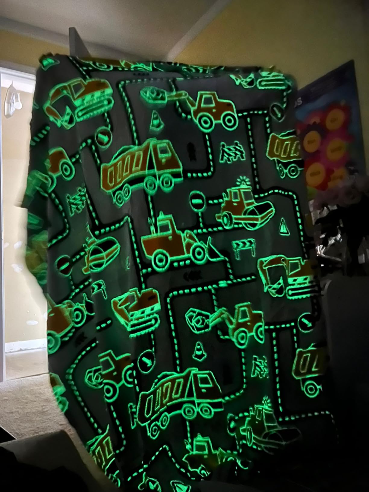 Jekeno Glow in The Dark Gaming Blanket Gamer Game Controller Throw Gift Toys for Kids Boys Teen customer photo 2