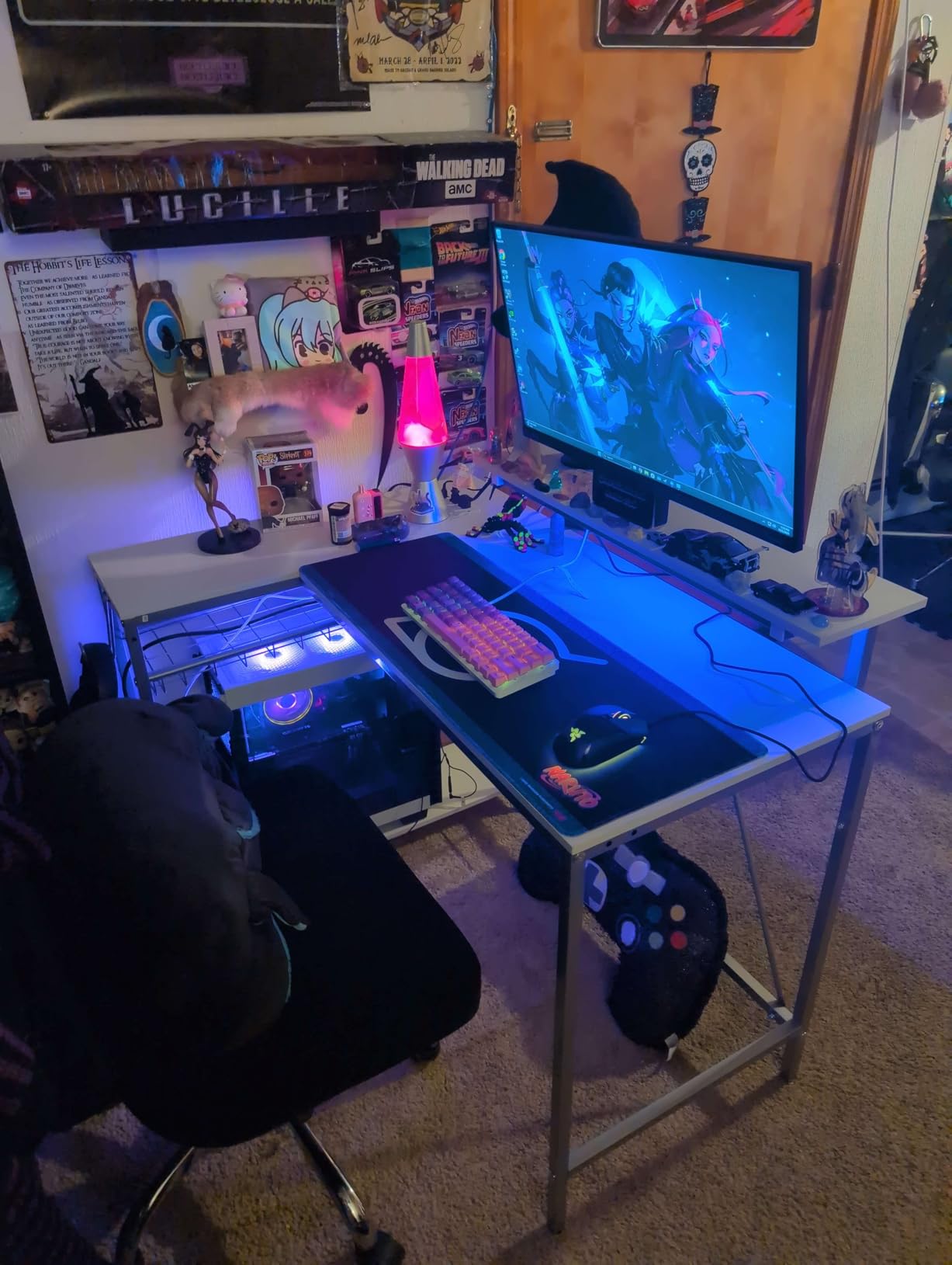 Bestier 42-Inch L-Shaped Computer Desk with Charging & LED, Black customer photo 2