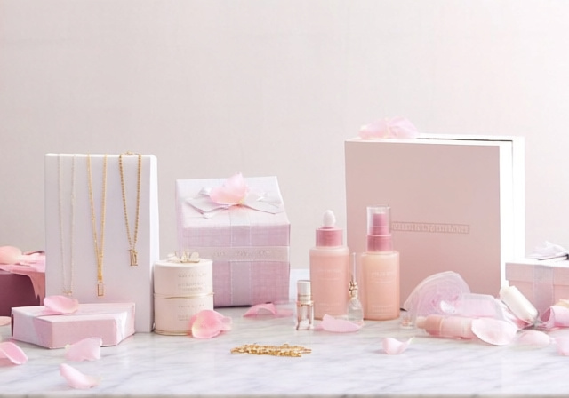 Cheap Bridesmaid Gifts That Look Expensive: 10 Expert Picks