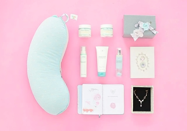 15 Best Gifts For Pregnant Women