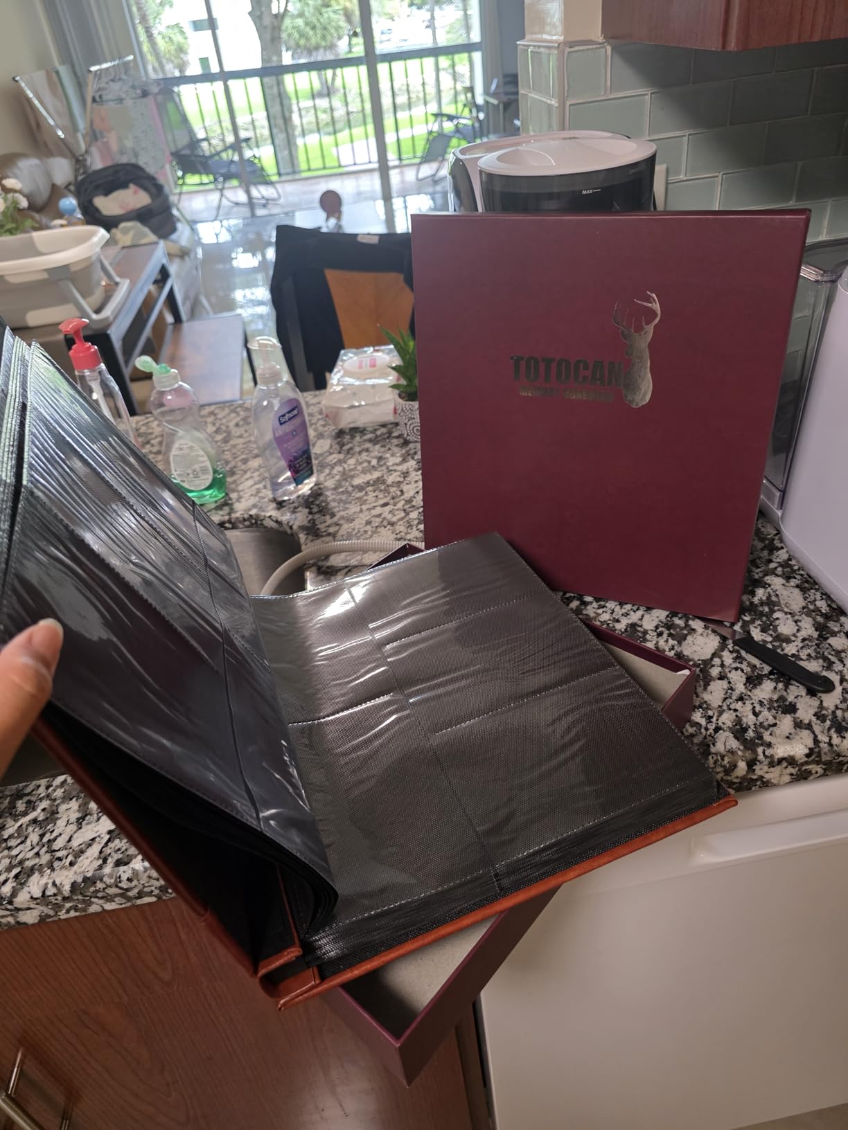 4x6 Photo Album 600 Pockets, Extra Large Capacity Picture Album with Vintage Leather Cover customer photo 1