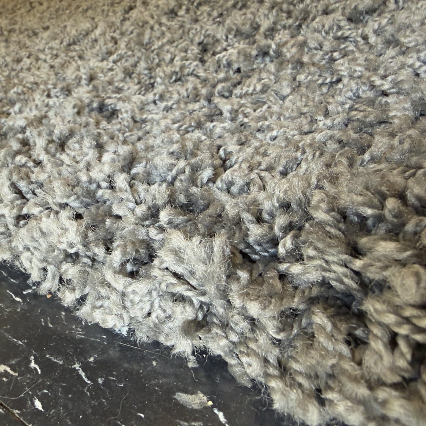 Unique Loom Solid Shag Collection Area Rug (5' 3