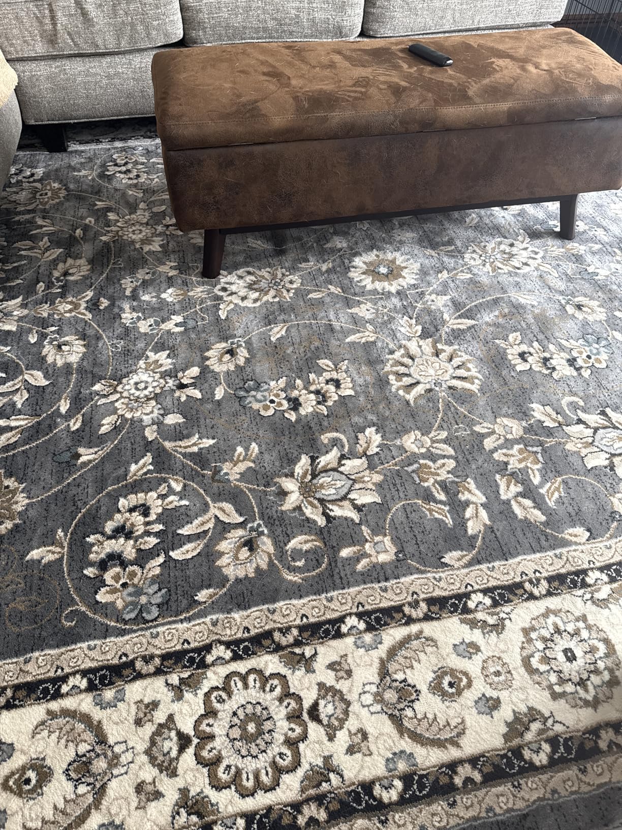 SAFAVIEH Lyndhurst Collection Area Rug - 8' x 10', Grey & Cream, Traditional Oriental Design, Non-Shedding & Easy Care, Ideal for High Traffic Areas in Living Room, Bedroom (LNH340G) customer photo 2