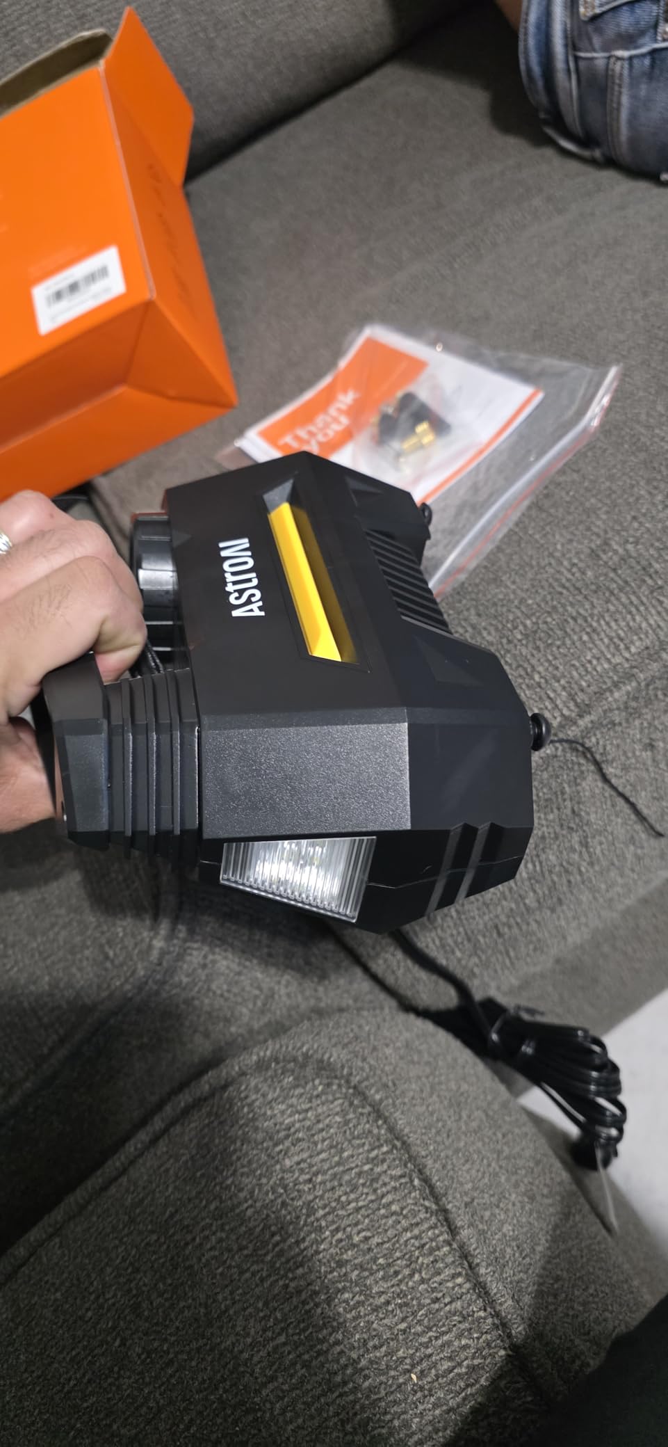 AstroAI AIRUN H Tire Inflator Portable Air Compressor, 9.8Ft Cord-12VDC-Powered Auto Shut-Off, Fast Inflation Electric Air Pump for Car Tires with Digital Pressure Gauge, LED Light customer photo 2