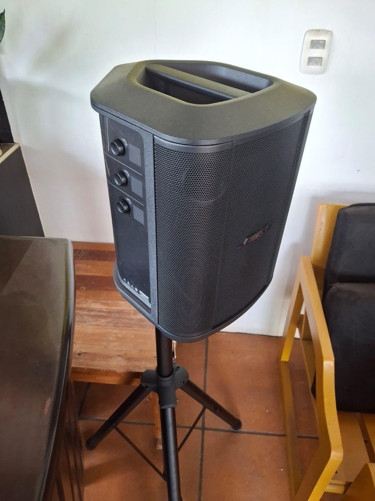 S1 Pro+ All-in-One PA Speaker - Powered, Wireless PA System, Multiple Positioning Options, Ergonomic Carry Handle, Up to 11 Hours of Playtime, Black customer photo 2