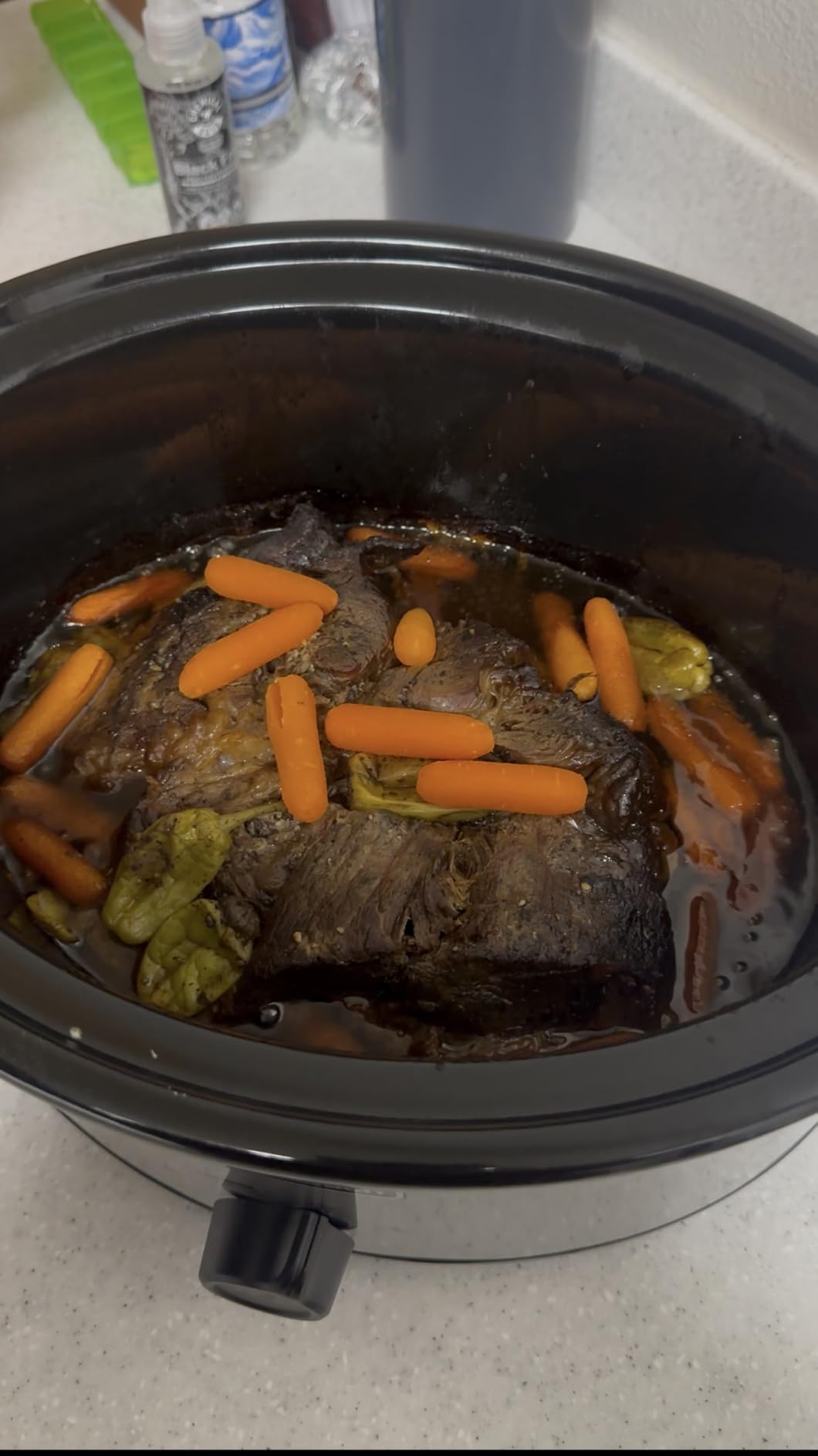 Hamilton Beach 4-Quart Slow Cooker with 3 Cooking Settings, Dishwasher-Safe Stoneware Crock & Glass Lid, Brushed Gray(33240) customer photo 1