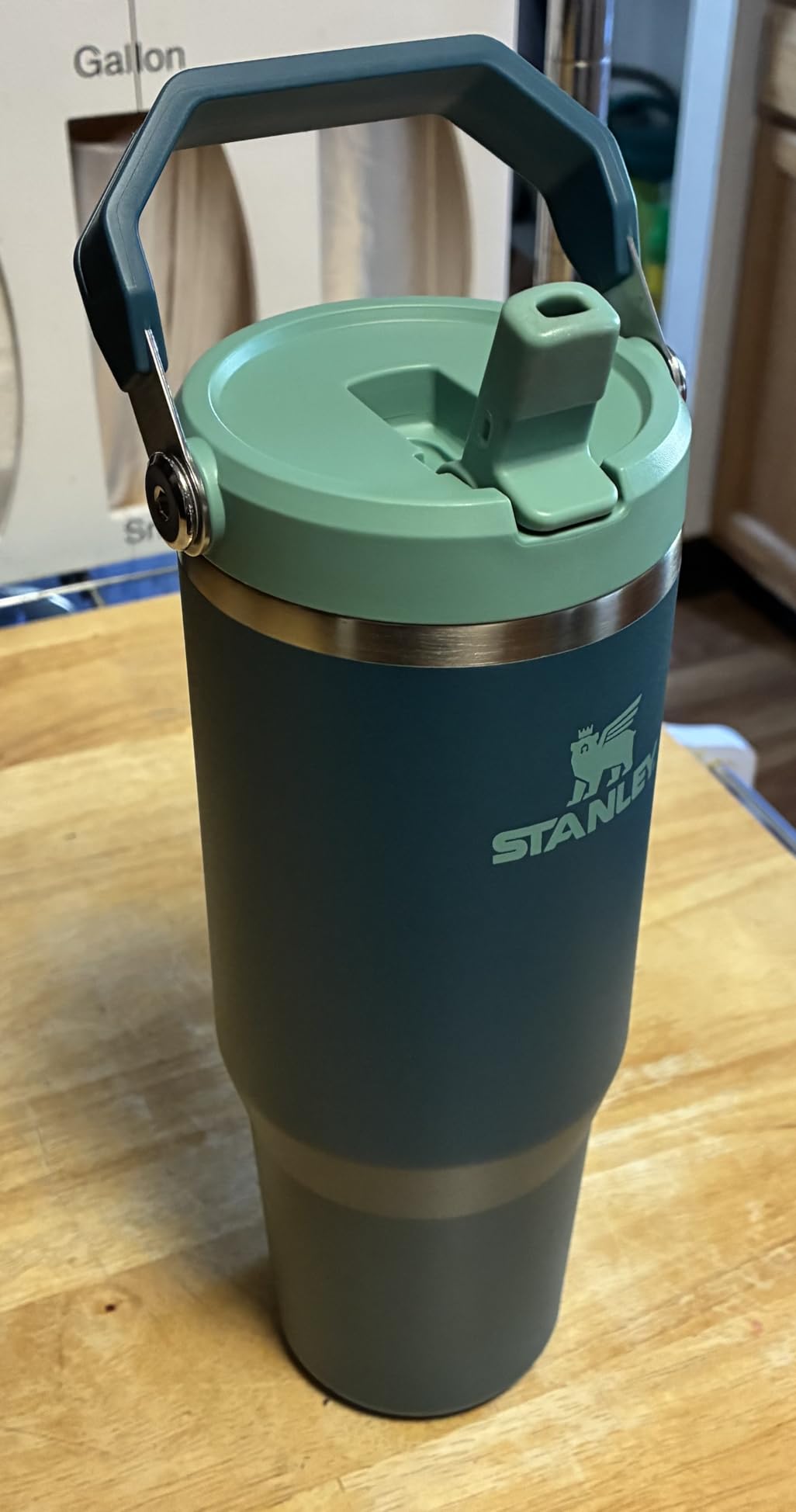 Stanley IceFlow 2.0 Flip Straw Tumbler with Handle 40 oz | Twist On Lid and Flip Up Straw | Leak Resistant | Insulated Stainless Steel customer photo 2