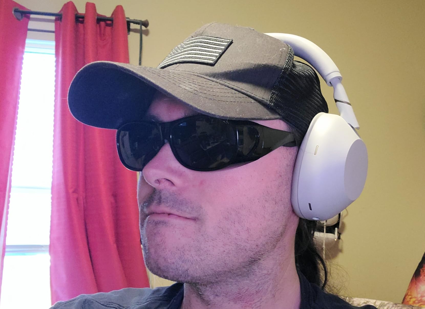 Sony WH-1000XM6 The Best Noise Canceling Wireless Headphones, HD NC Processor QN3, 12 Microphones, Adaptive NC Optimizer, 30-Hour Battery, Black customer photo 1