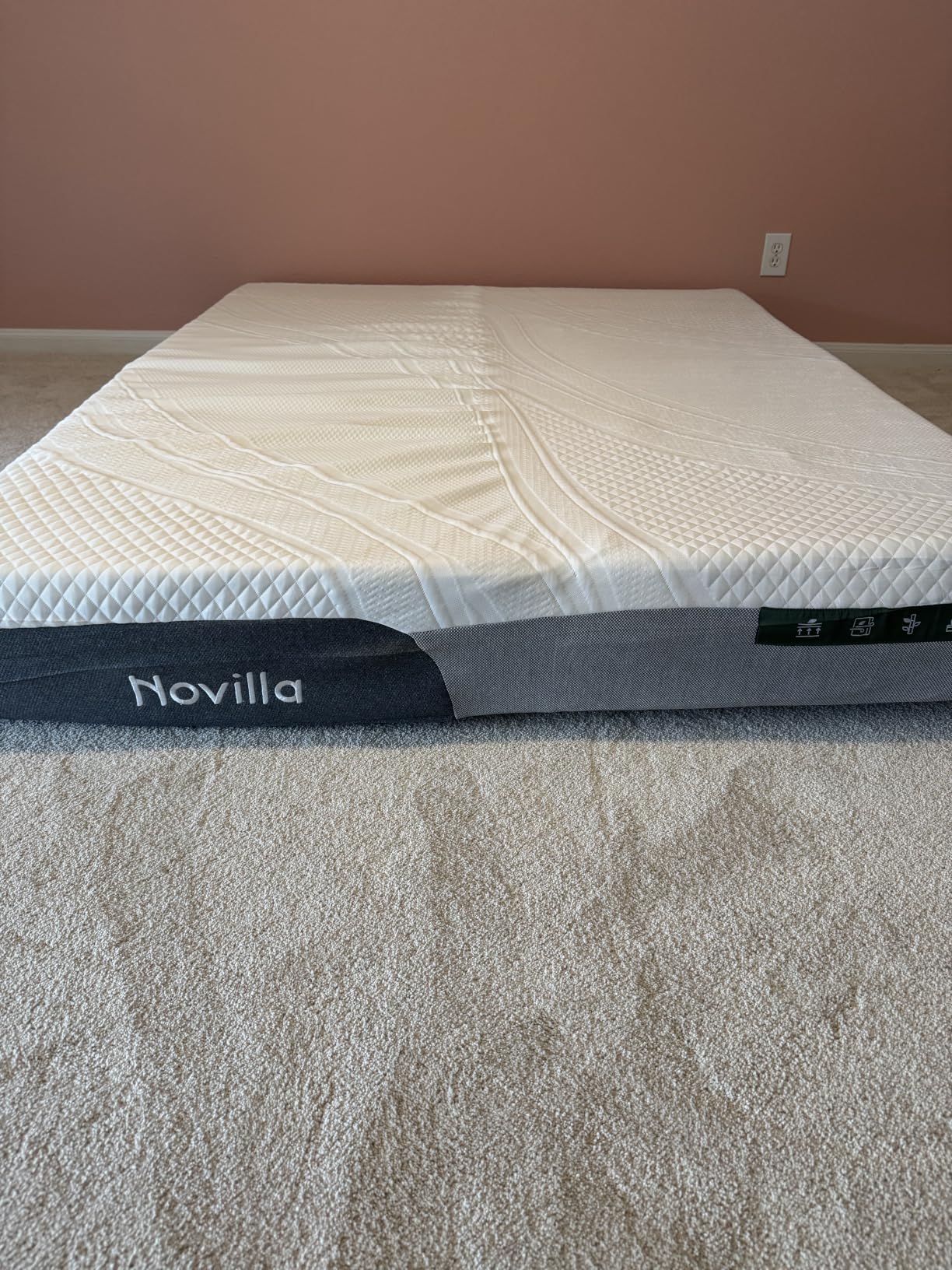 Novilla Queen Mattress 14 Inch, Gel-Infused Bliss Cooling Queen Memory Foam Mattress in a Box with Cool-Touch Nylon Cover, Pain Relief & Spinal Support with CertiPUR-US Certified Foam customer photo 1