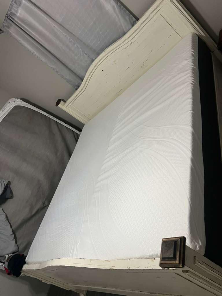 Novilla Queen Mattress 14 Inch, Gel-Infused Bliss Cooling Queen Memory Foam Mattress in a Box with Cool-Touch Nylon Cover, Pain Relief & Spinal Support with CertiPUR-US Certified Foam customer photo 2