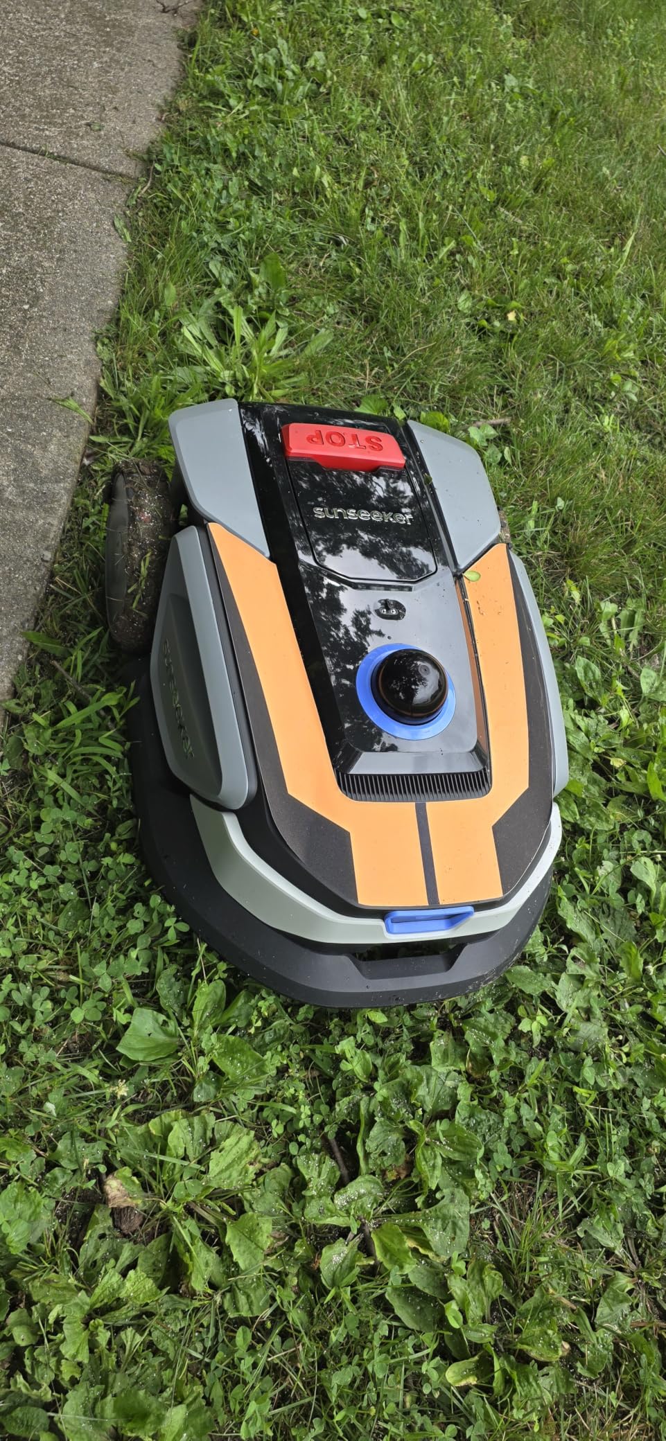 Sunseeker S4 LiDAR Robot Lawn Mower for Up to 0.25 Acre, Vision AI + 360-Degree 3D LiDAR Navigation, Wire-Free Virtual Boundary, Systematic Cutting, 42% Slope, App Control, 60 dB Quiet Mowing customer photo 1
