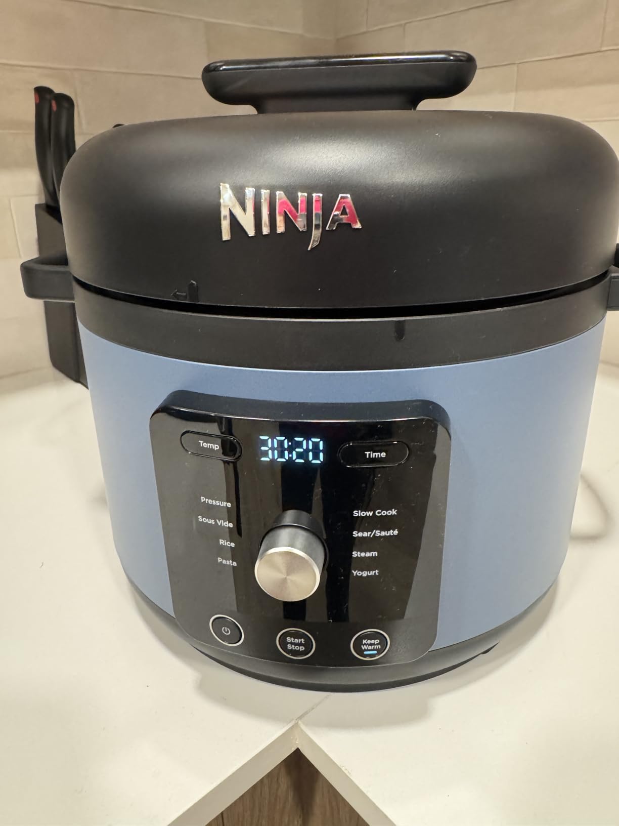 Ninja HyperHeat 9-in-1 Electric Pressure Cooker | 6.5 Qt Multi Cooker with Sear/Sauté, Slow Cooker, Rice Cooker, Sous Vide | 1200W | Fast Cooking, PFAS-Free Pot | Dark Gray | PC201GY customer photo 1
