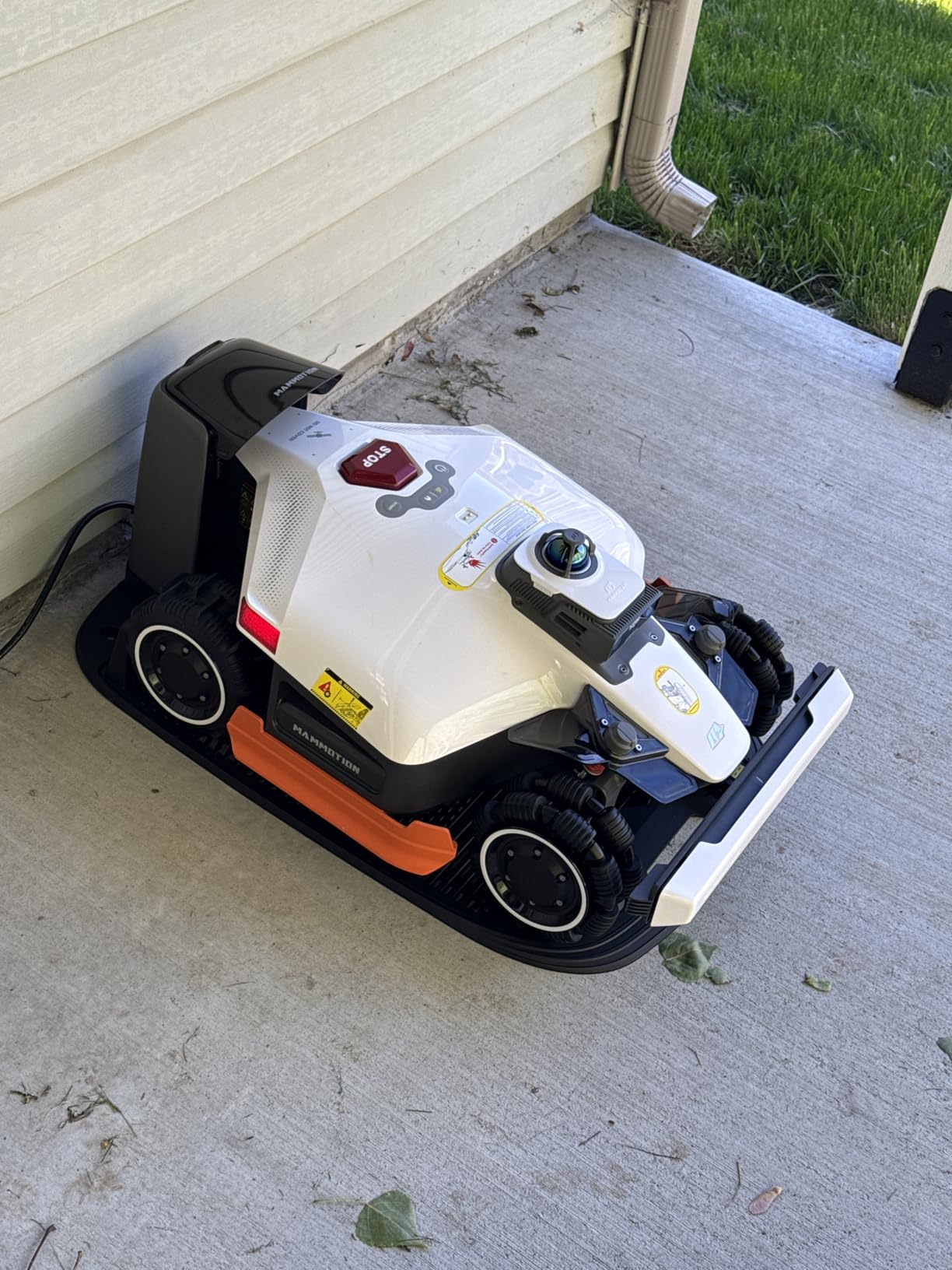 Mammotion LUBA 3 AWD 5000H Robot Lawn Mower for 1.25 Acres, 360-Degree LiDAR+NetRTK+AI Vision Tri-Fusion Positioning, All-Wheel-Drive for 80% Slopes, 50 Multi-Zone Management customer photo 1