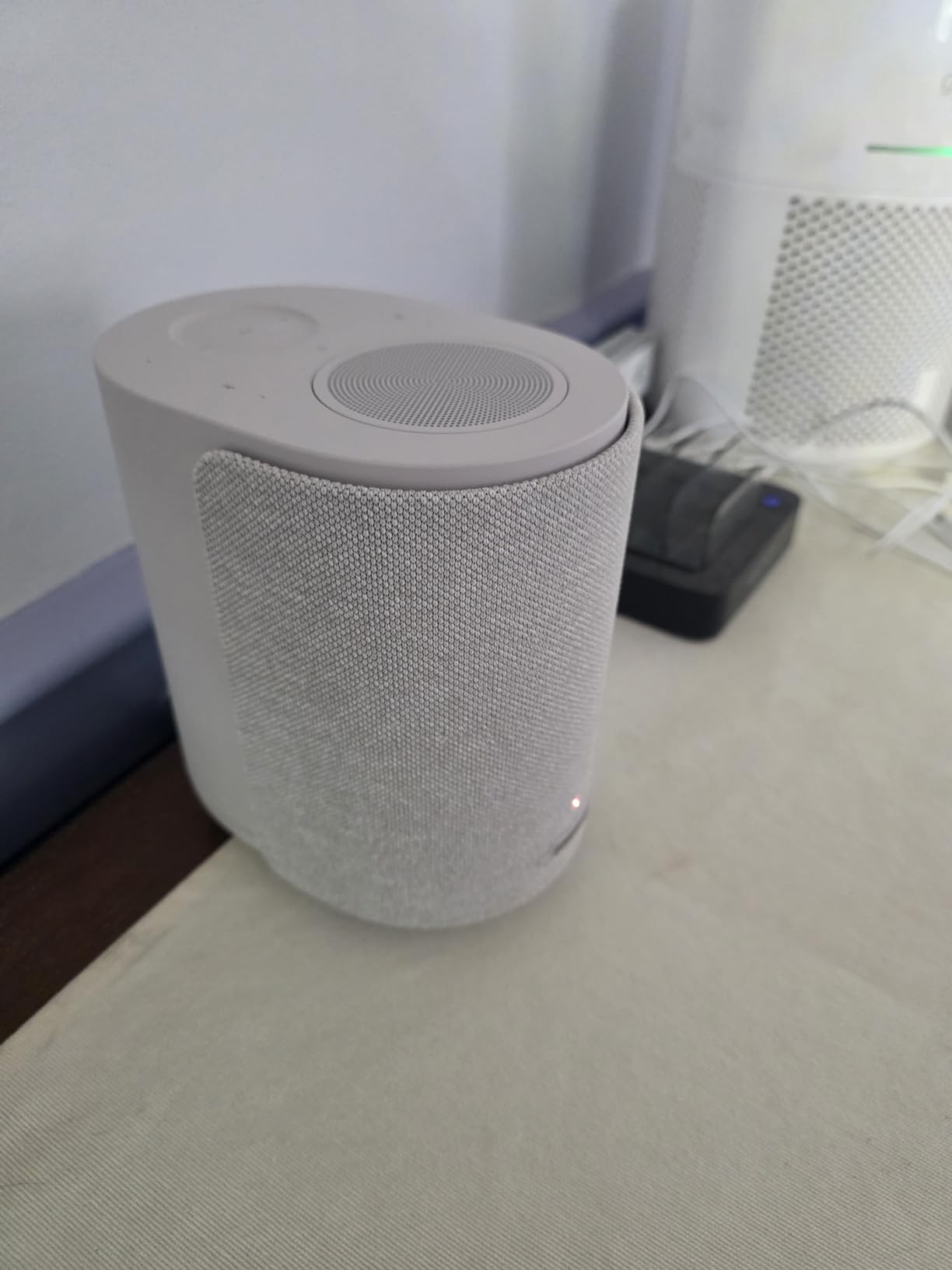 New Lifestyle Ultra Speaker, Wireless Home Speaker, TrueSpatial Audio, CleanBass, AirPlay & Google Cast, Black customer photo 2