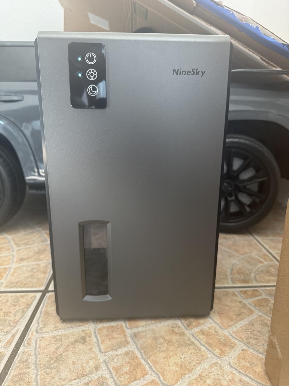 NineSky Dehumidifiers for Home, 1000 Sq.Ft Dehumidifier with 95oz Water Tank, Quiet Dehumidifier for Basement Bathroom Bedroom with 7-Color Ambient Light & Auto Shut Off, (Grey) customer photo 1