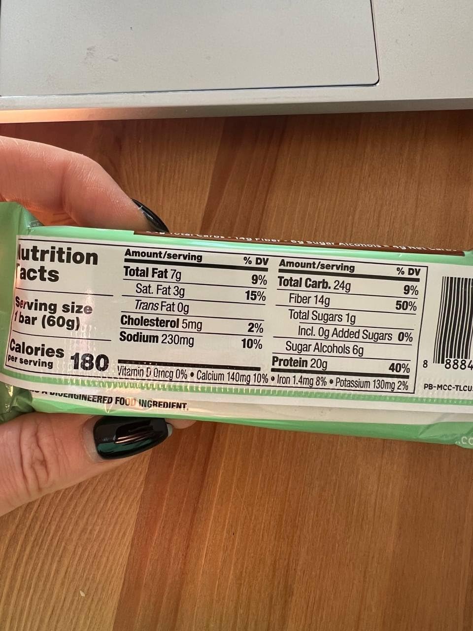 Quest Nutrition Mint Chocolate Chunk Protein Bars, 20g Protein, 1g Sugar, Gluten Free, Keto Friendly, 12 Count customer photo 1