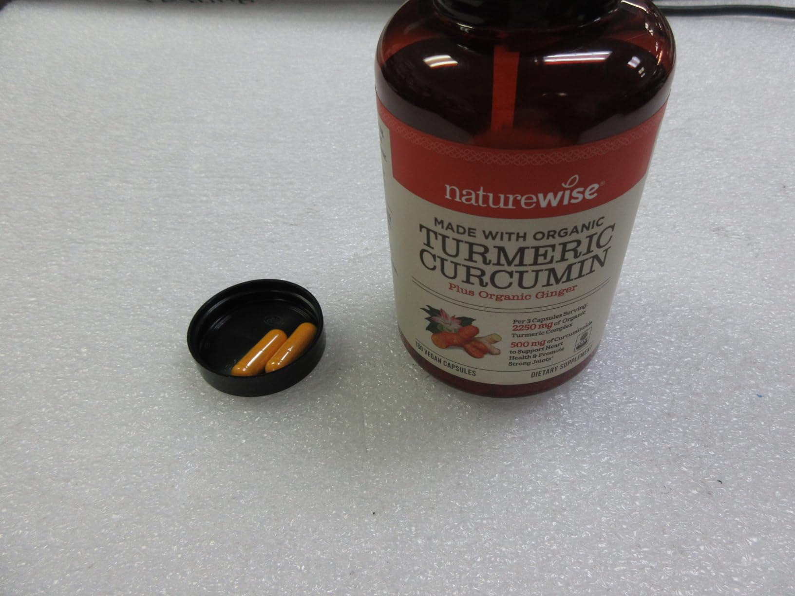 NatureWise Curcumin Turmeric 2250mg - Advanced Absorption from 95% Curcuminoids & BioPerine Black Pepper Extract - Daily Joint and Immune Health Support - Vegan, 180 Count customer photo 1