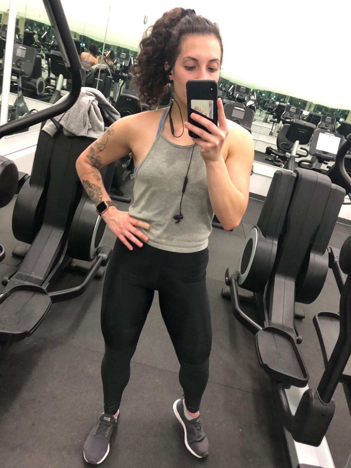 Jacked Factory Pumpsurge Caffeine Free Pre Workout for Men & Women - Nootropic Booster & Stim Free Pre Workout - Intense Pumps, Enhanced Focus - 30 Servings, Cherry Limeade 8.83oz customer photo 2