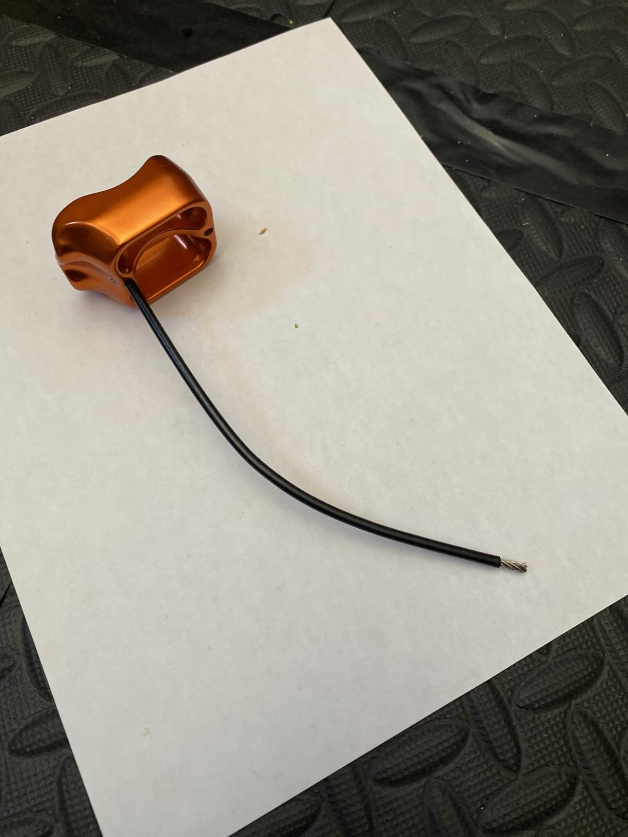 TRIWONDER ATC Belay Device V-grooved Micro Rescue Guide for Rock Climbing Gear Rappelling customer photo 1