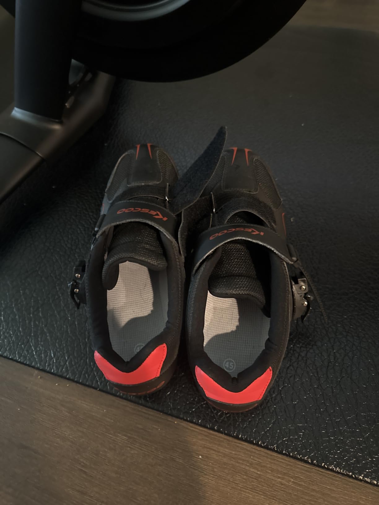 Unisex Cycling Shoes Compatible with Peloton Indoor Road Bike Riding Shoes for Men and Women Delta Cleats Clip Outdoor Pedal customer photo 2