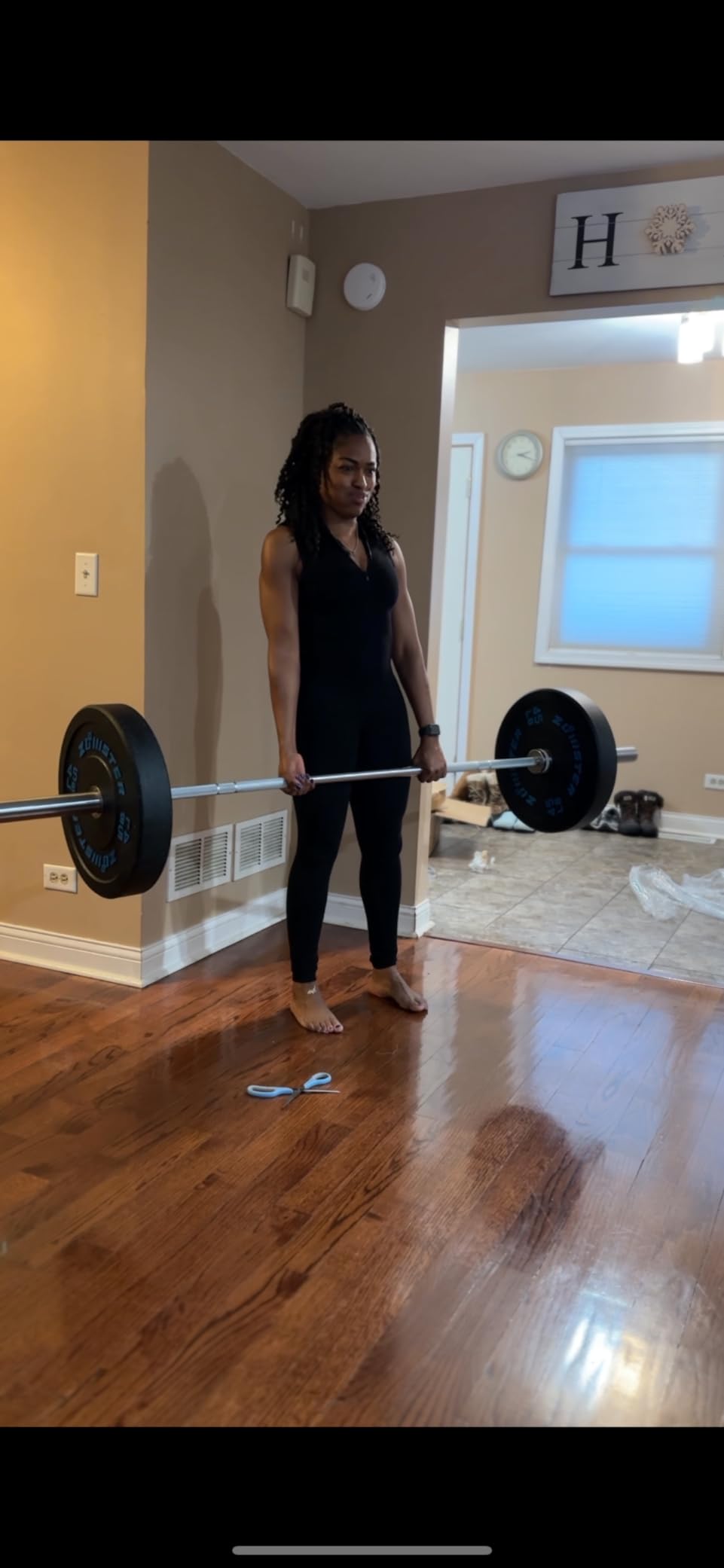 Iron Crush Olympic Barbell - 7-Foot Weight Bar for Weightlifting, Powerlifting, CrossFit - 750 lbs Capacity customer photo 2