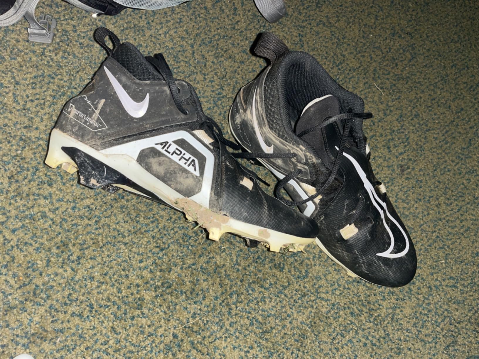 Men's Alpha Menace Pro 3 Football Cleats customer photo 1
