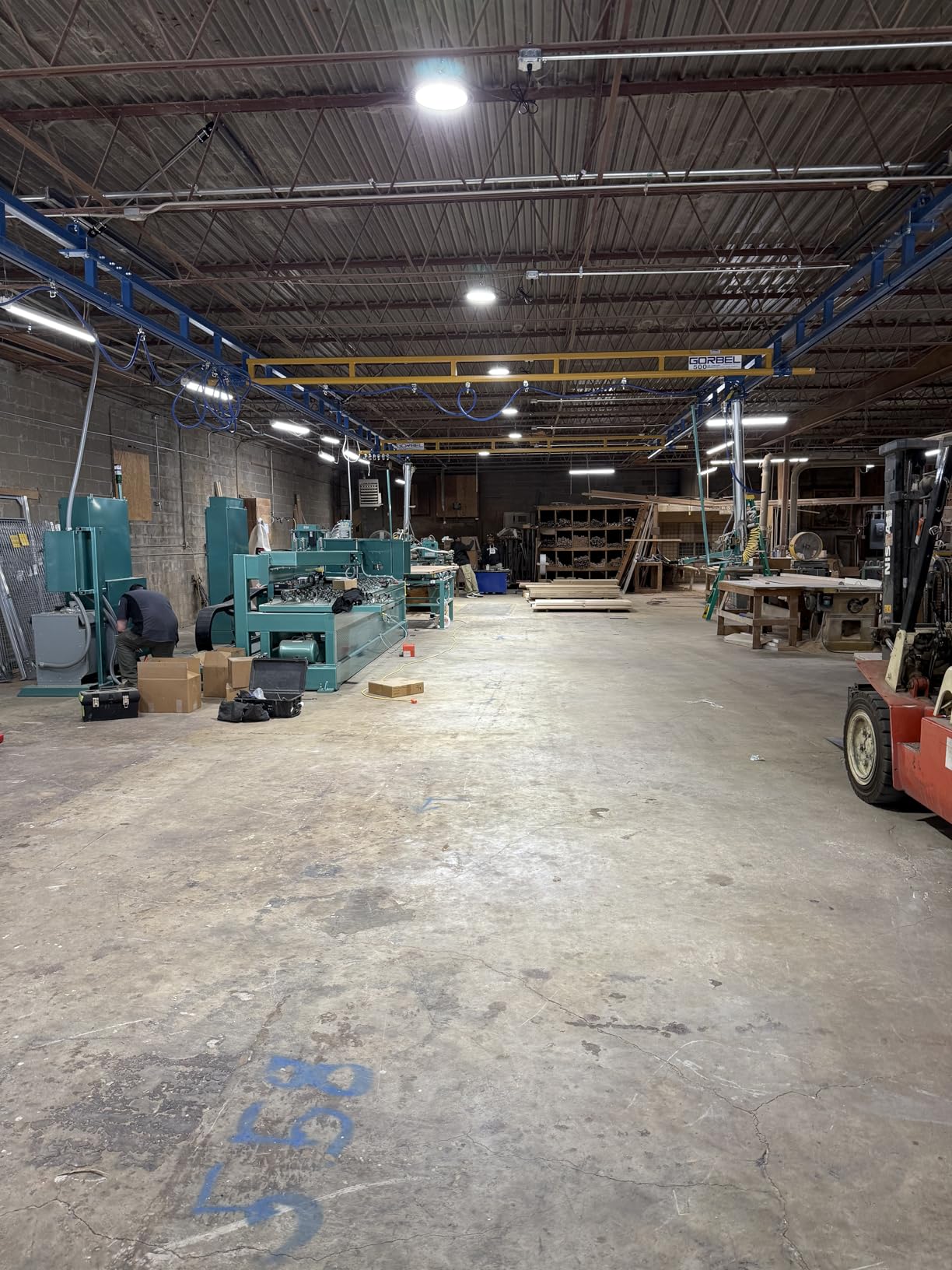 lvsdak UFO LED High Bay Lights 200W 30000LM 5000K 6 Pack with Plug Suitable for Warehouse Workshop Factory Gym Garage Barn AC100-277V customer photo 1