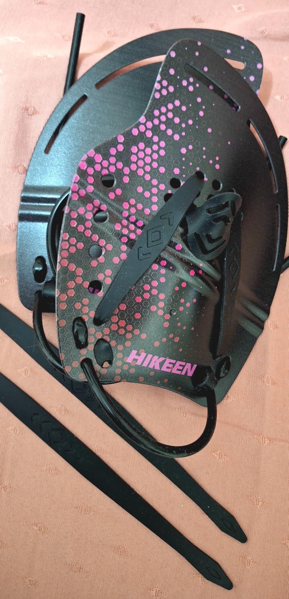 Hikeen Curved Swim Hand Paddles, Upper Body Strength Swim Training Power Paddles for Lap Swimming with Adjustable Straps customer photo 1