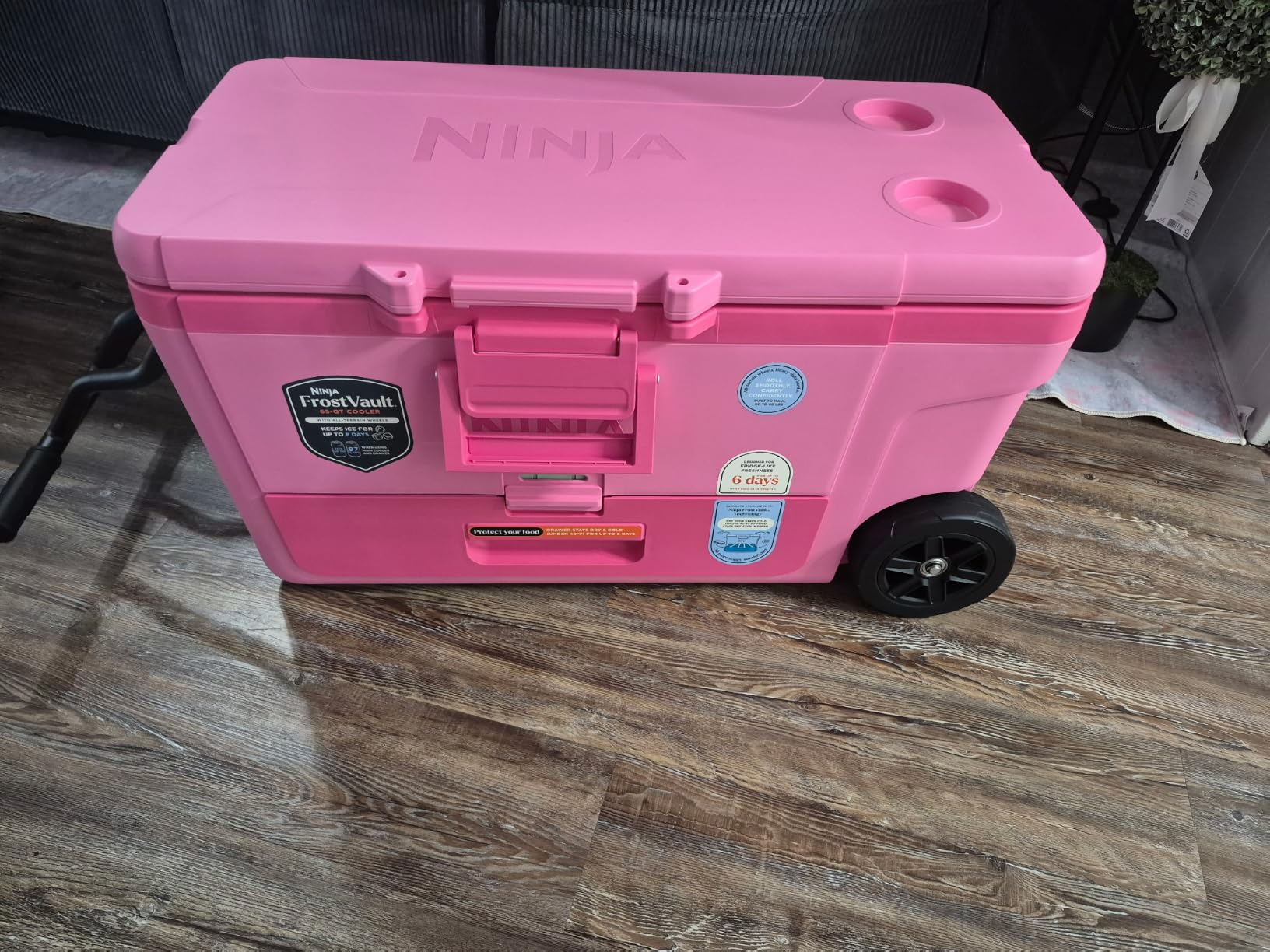Ninja | FrostVault 65QT | Insulated with Temp Dry Storage Drawer | Keeps Ice Cold for Days | for the Beach, Camping, Picnics & More | Lakeshore Blue | FB265BL customer photo 2