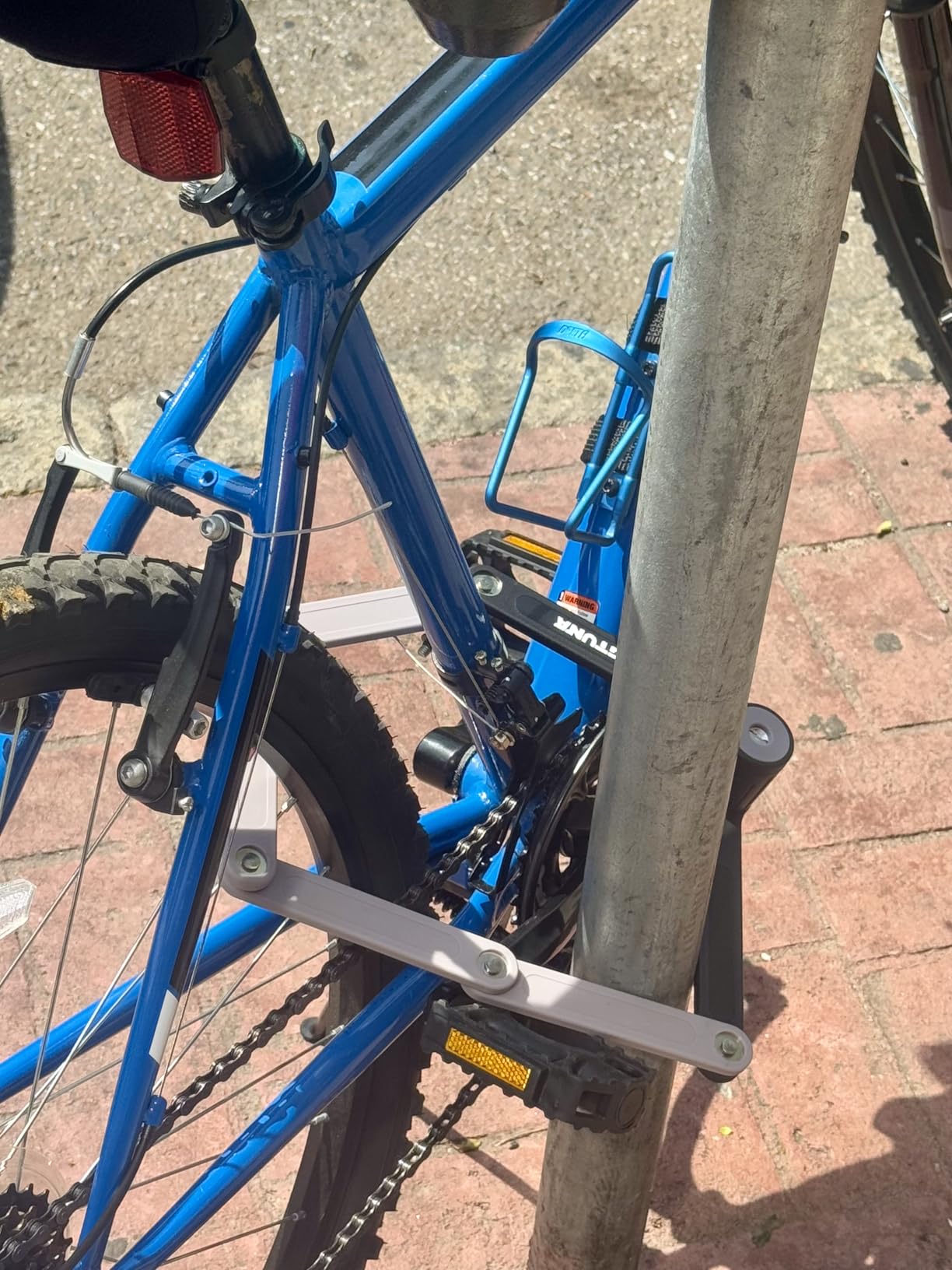 SIGTUNA Folding Bike Lock - Hardened Steel 8mm Fold-Up Heavy Duty Bike Lock with Easy Mounting, Secure Lock and Anti-Scratch Coating - Easily Keep Bike Secure and Paintwork Undamaged - Bicycle Lock customer photo 2