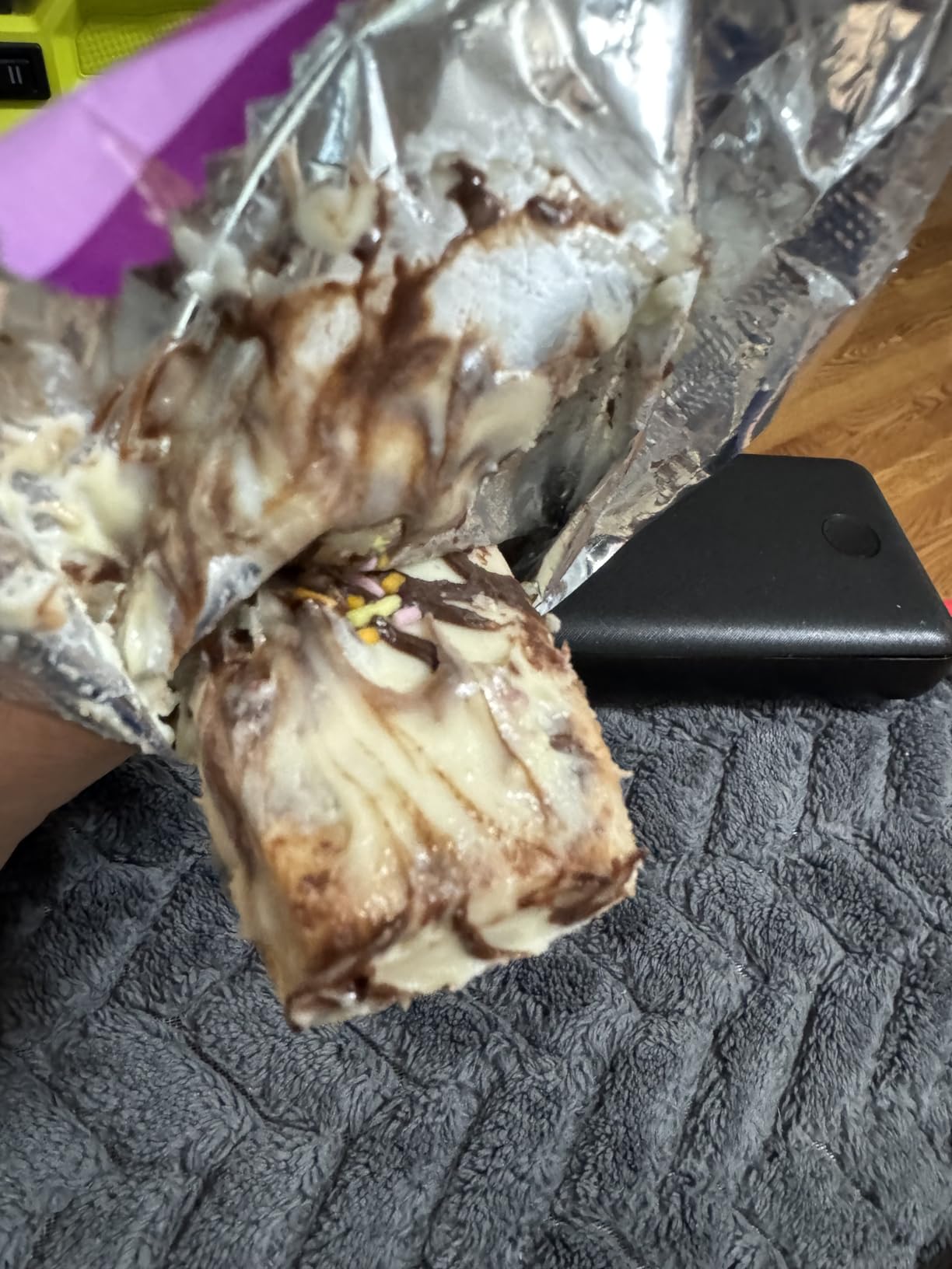Quest Nutrition Overload Protein Bars, Sundae Funday, 20g Protein, 1g Sugar, 4g Net Carbs, Gluten Free, 12 Count customer photo 1