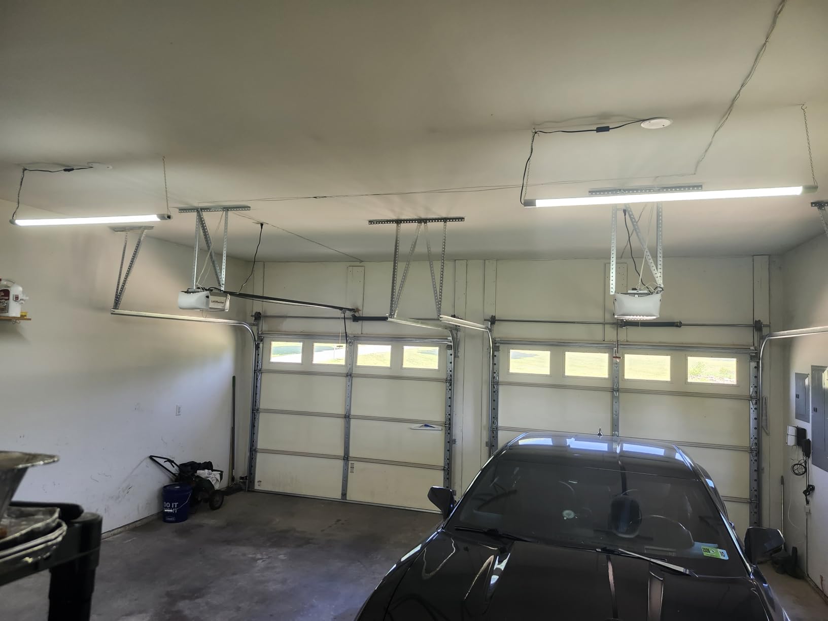 ALUSSO LED Shop Lights 4FT for Garage, 4800LM Adjustable 20W/30W/40W, 5CCT 2700K 3000K 4000K 5000K 6500K, 120V, Warm to Cool Daylight Linkable Shop Lights for Workshop, ETL, 2 Pack customer photo 2