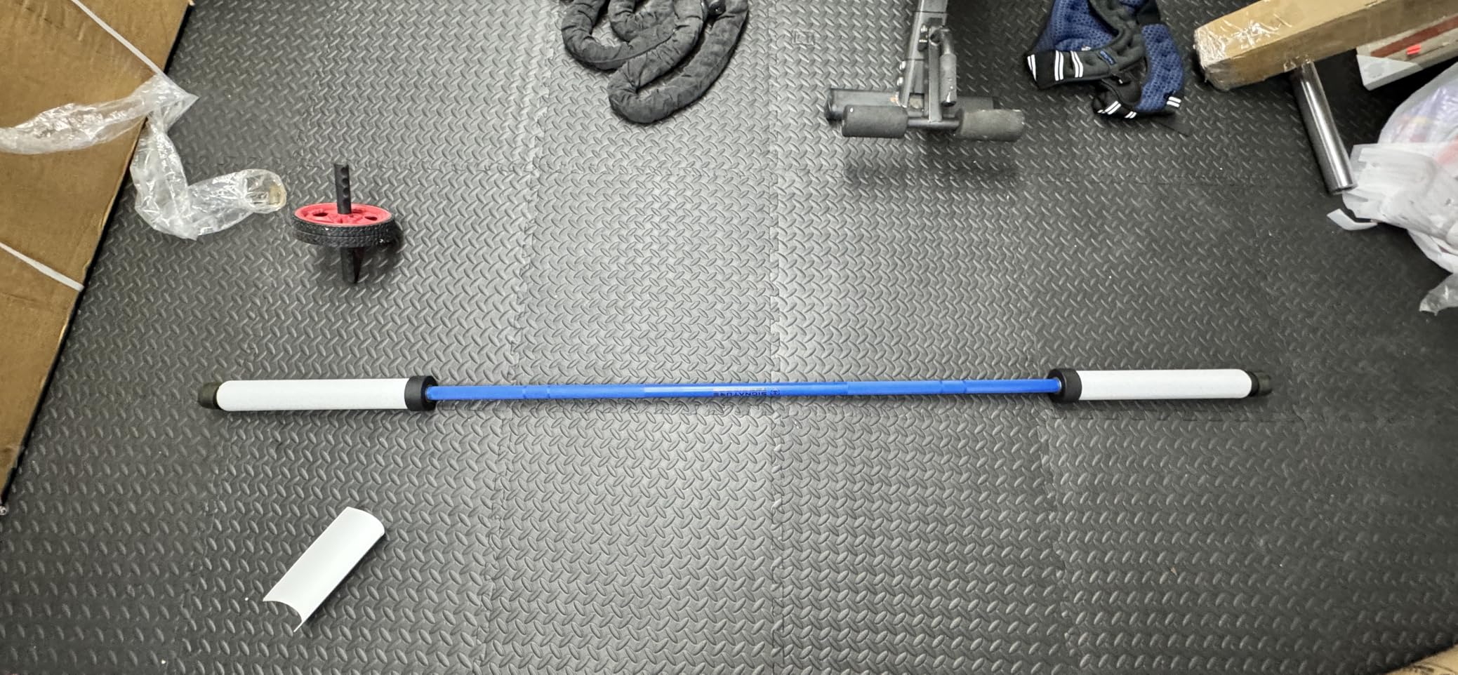 Fitvids Olympic Cerakote Barbell for Home & Commercial Gyms, 190K PSI Tensile Strength, 1500LB Capacity customer photo 2