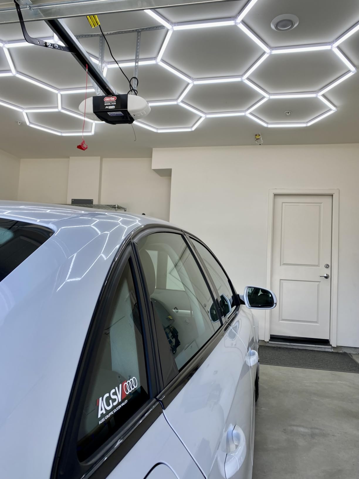 MODERN 11 Hexagon LED Garage Light, Ultra-Bright 6500K Natural White, 11 Grids for Garage, Mall, Shop, and Auto Detailing customer photo 1