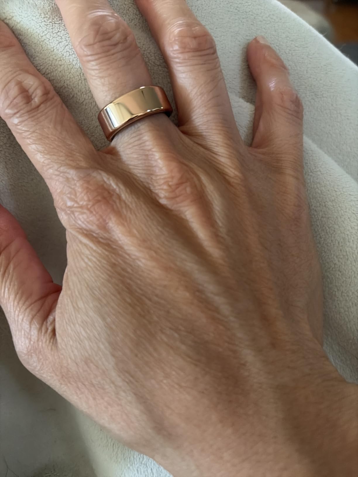 Smart Ring for Women & Men, Health Tracker Ring with Heart Rate, Blood Oxygen, Blood Pressure, IP68 Waterproof Fitness Ring, Sleep Tracker for iPhone and Android, No APP Fee customer photo 2