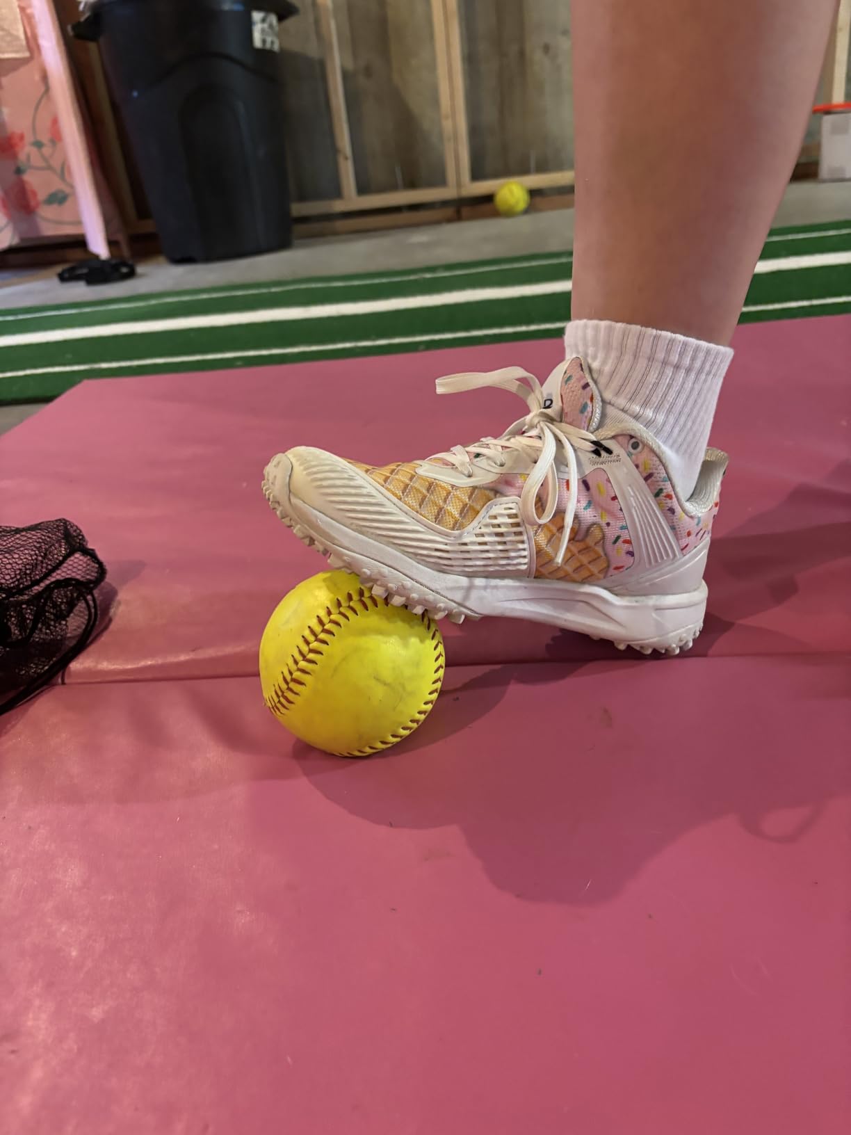 Boombah Viper Women's Molded Cleat - Ice Cream Pitching Toe customer photo 1