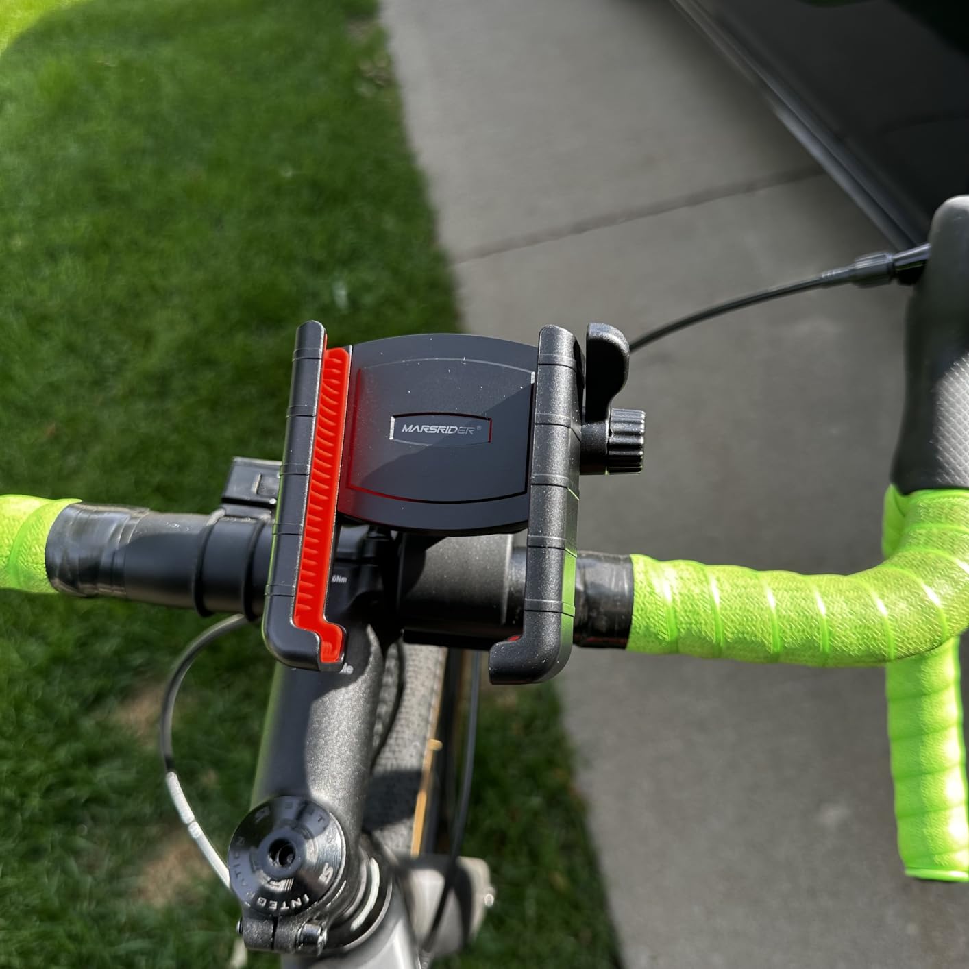 3rd Gen Shockproof Bike Phone Holder, Anti Vibration Motorcycle Phone Mount with Secure Lock, Universal Handlebar Mount for E-Bike, Electric Scooter, Bicycle, ATV, Fits 4.7-7 Inch Phones customer photo 1