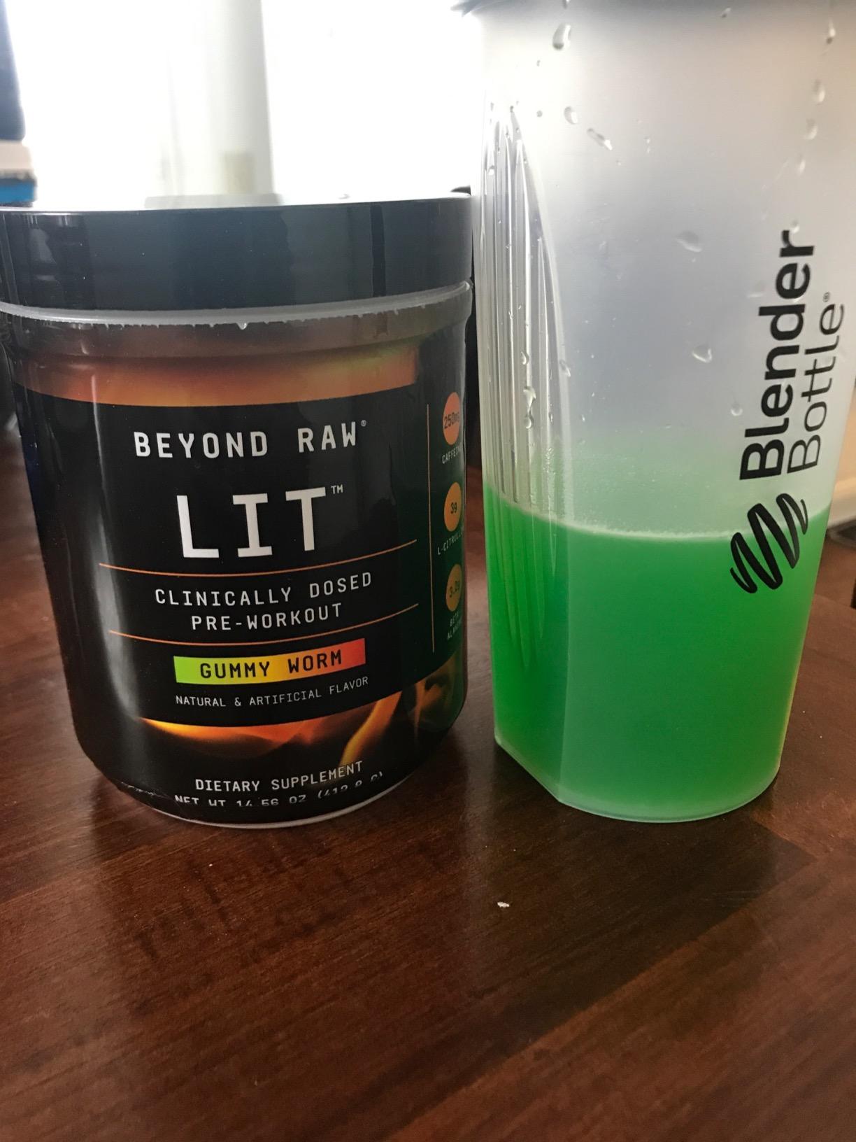 BEYOND RAW LIT V2 Clinical Strength Pre Workout Powder, Hits Harder, Bigger Pumps, Caffeine, L-Citrulline, Creatine, Gummy Worm, 30 Servings customer photo 2