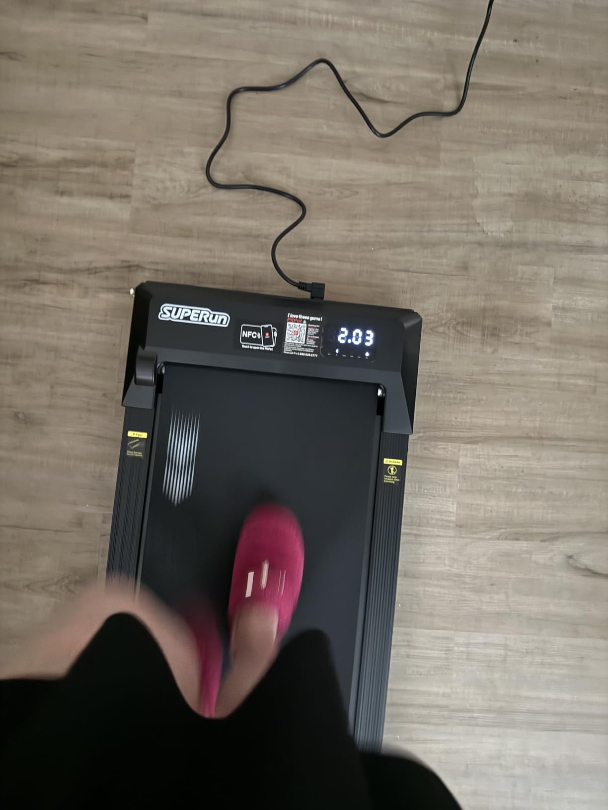 Superun Walking Pad with 6% Incline, Under Desk Treadmill for Home Office, 3 in 1 Portable Walking pad Treadmill with Remote Control, 2.5HP Quiet Mini Treadmills, 300 lbs Capacity customer photo 1